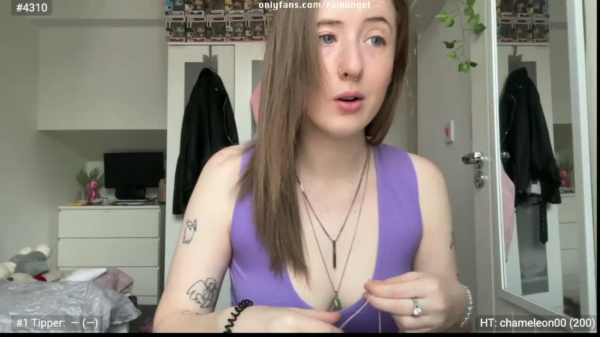 Gallery image thumbnail from Rainangel2's myfreecams stream on, 03/13/2023, 11:13 image 14 of 20