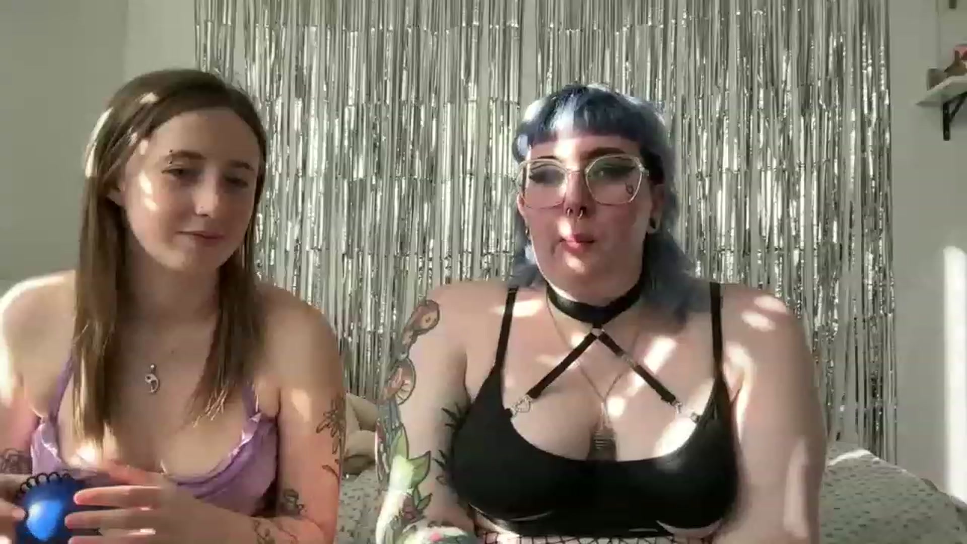 Gallery image thumbnail from Rainangel2's myfreecams stream on, 03/24/2023, 16:01 image 16 of 20