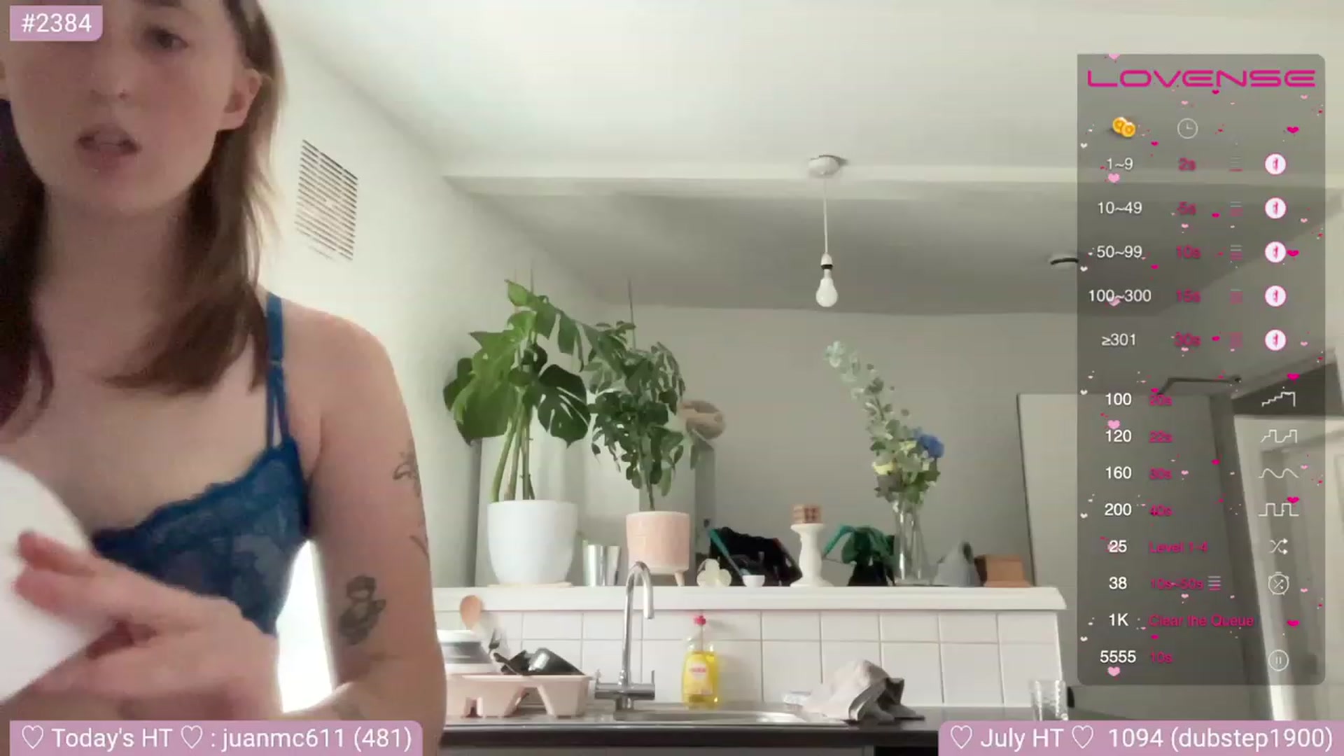 Gallery image thumbnail from Rainangel2's myfreecams stream on, 07/25/2023, 15:27 image 10 of 20