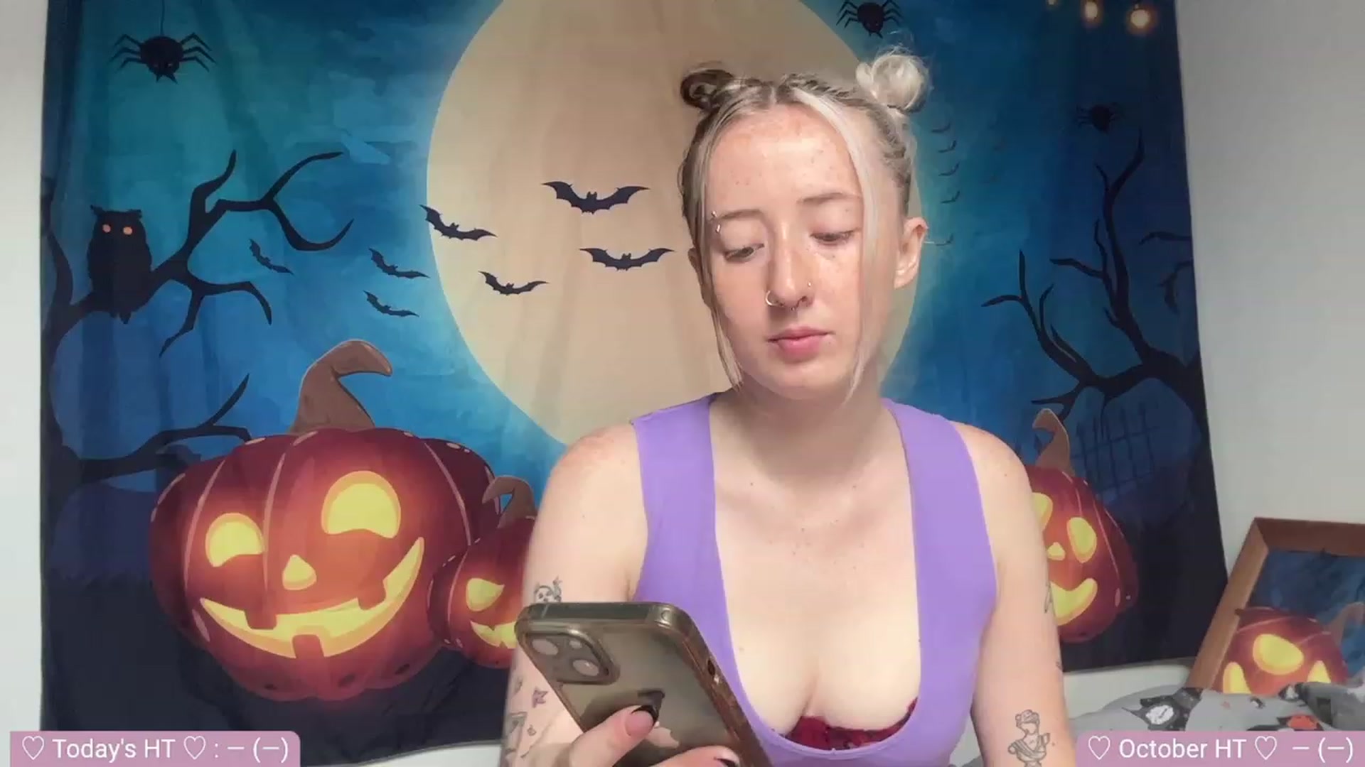 Gallery image thumbnail from Rainangel2's myfreecams stream on, 10/02/2023, 10:03 image 5 of 20