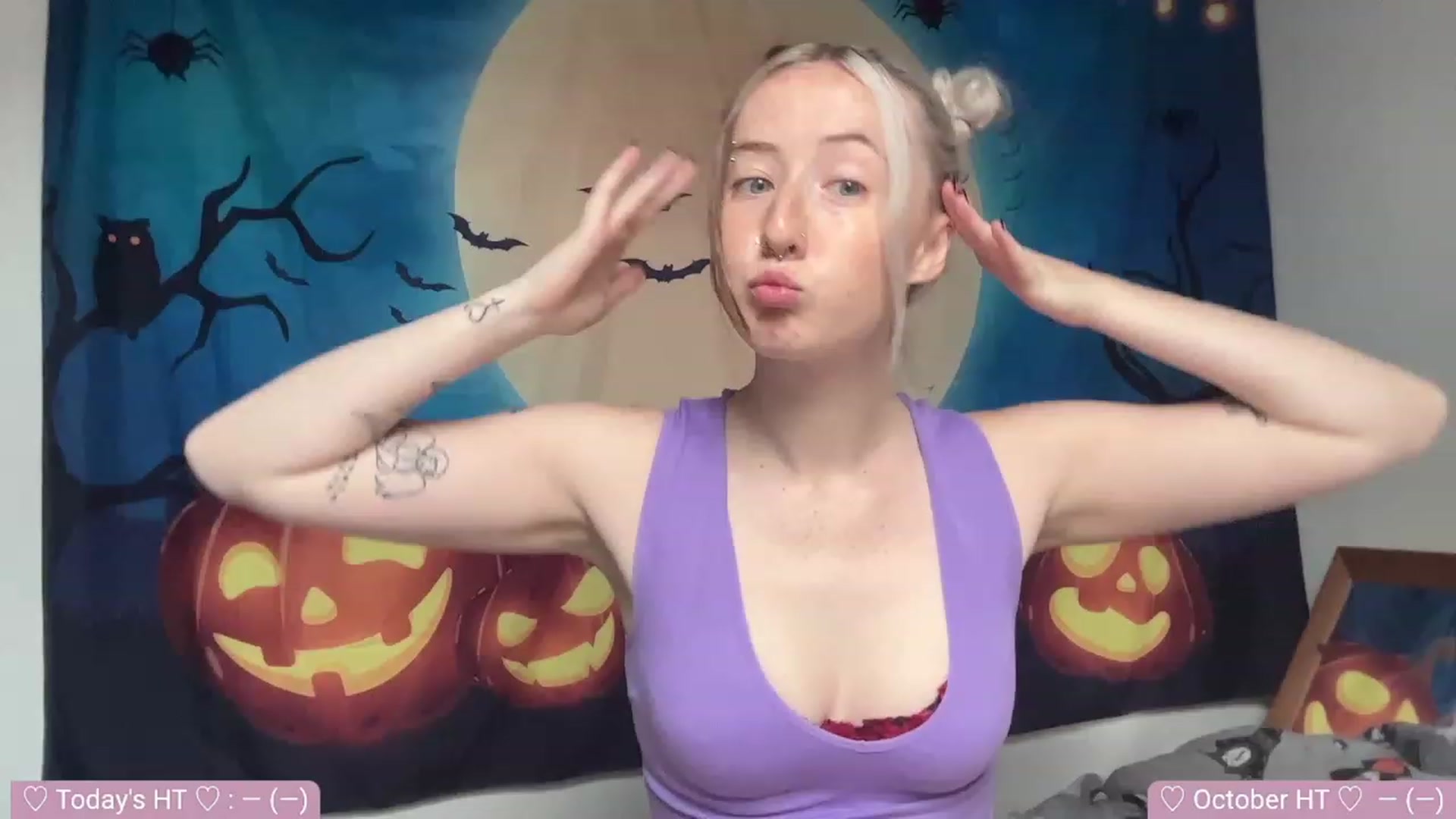 Gallery image thumbnail from Rainangel2's myfreecams stream on, 10/02/2023, 10:03 image 6 of 20