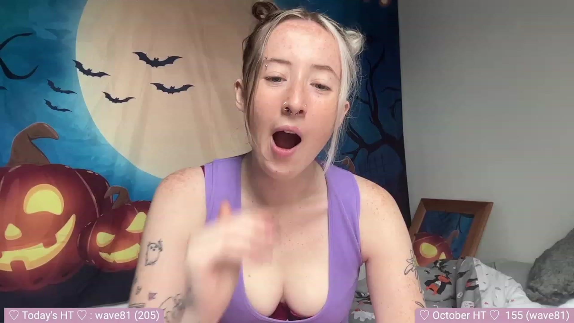 Gallery image thumbnail from Rainangel2's myfreecams stream on, 10/02/2023, 10:43 image 10 of 20