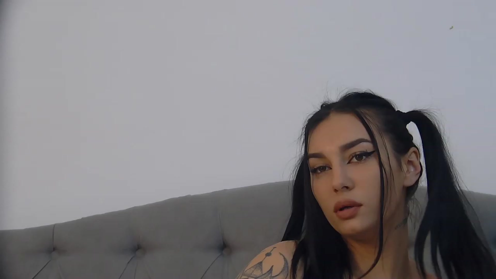 Gallery image thumbnail from RaisaRay's myfreecams stream on, 11/18/2022, 07:03 image 9 of 20