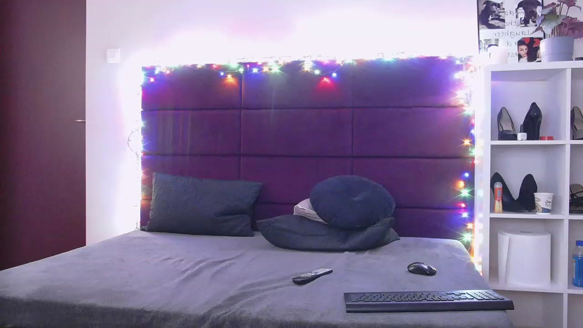 Gallery image thumbnail from RaisaRay's myfreecams stream on, 12/05/2022, 12:42 image 17 of 20