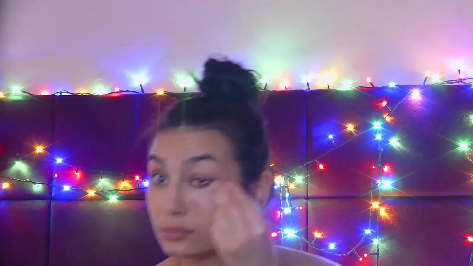 Gallery image thumbnail from RaisaRay's myfreecams stream on, 12/06/2022, 11:40 image 18 of 20