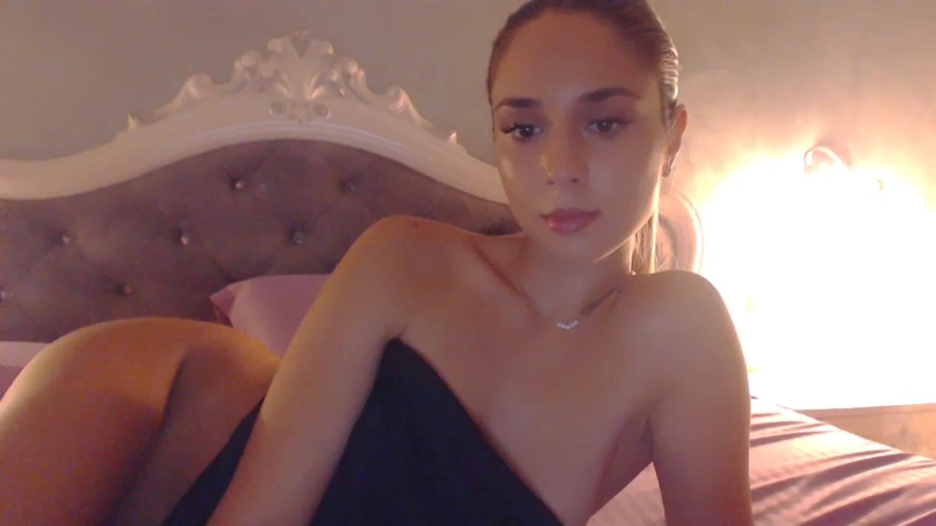 Gallery image thumbnail from Raisadollface's myfreecams stream on, 07/16/2024, 16:01 image 3 of 20