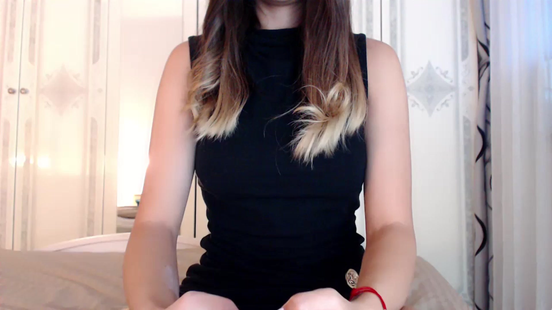 Gallery image thumbnail from Raisadollface's myfreecams stream on, 06/23/2025, 11:58 image 1 of 20