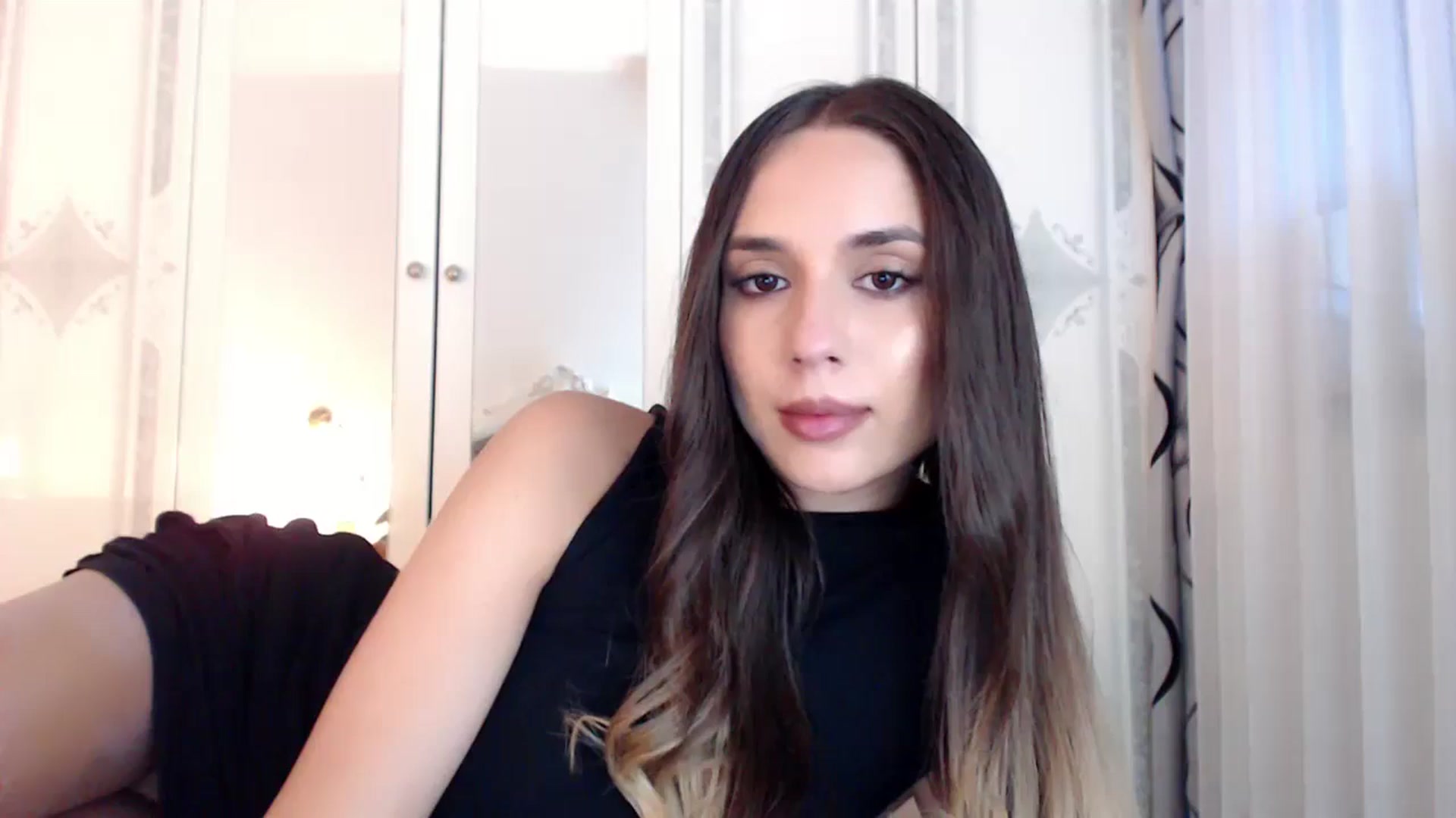 Gallery image thumbnail from Raisadollface's myfreecams stream on, 06/23/2025, 11:58 image 16 of 20