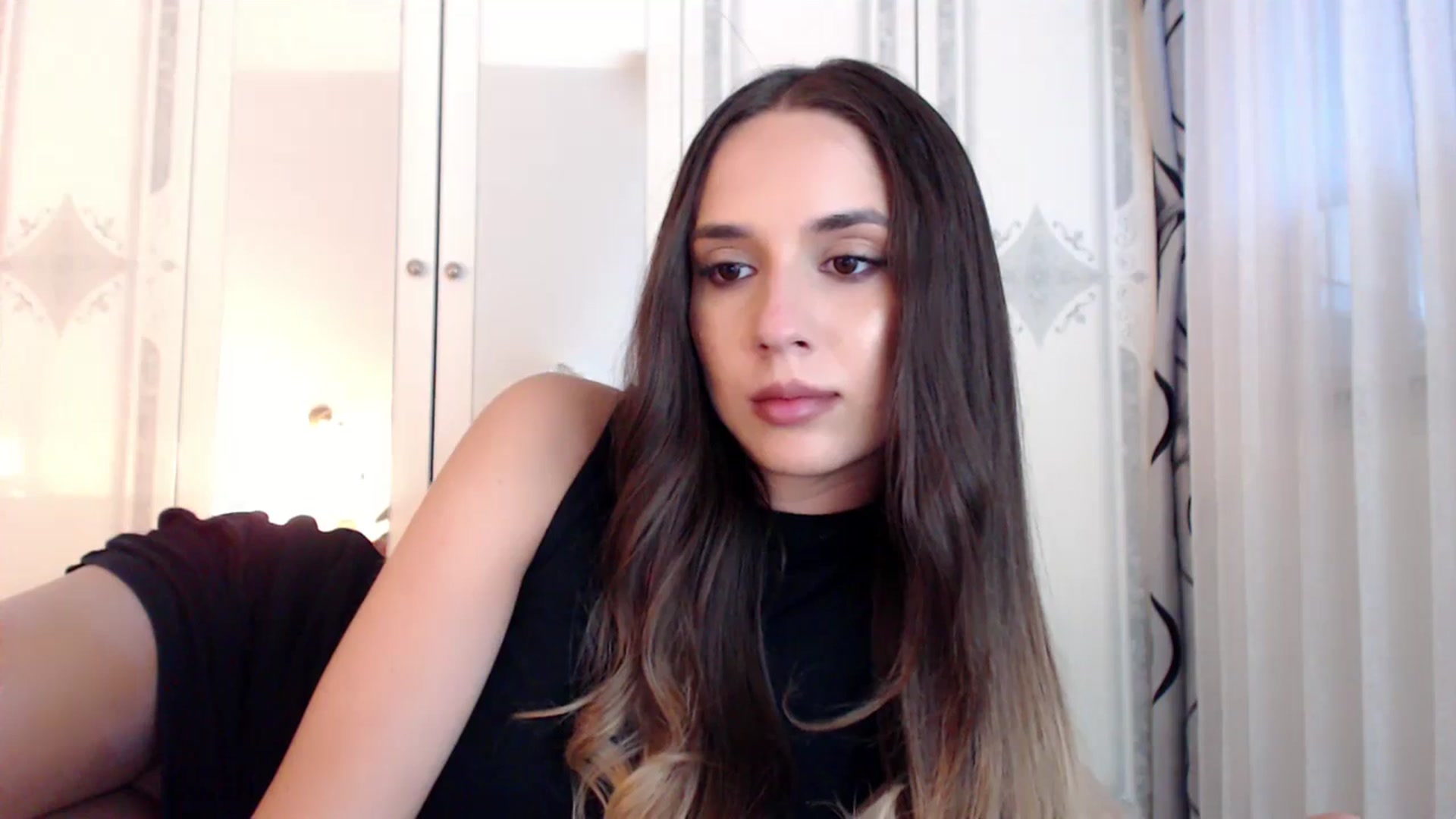 Gallery image thumbnail from Raisadollface's myfreecams stream on, 06/23/2025, 11:58 image 7 of 20