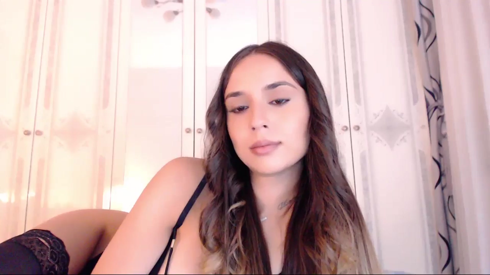 Gallery image thumbnail from Raisadollface's myfreecams stream on, 07/03/2025, 12:29 image 2 of 20