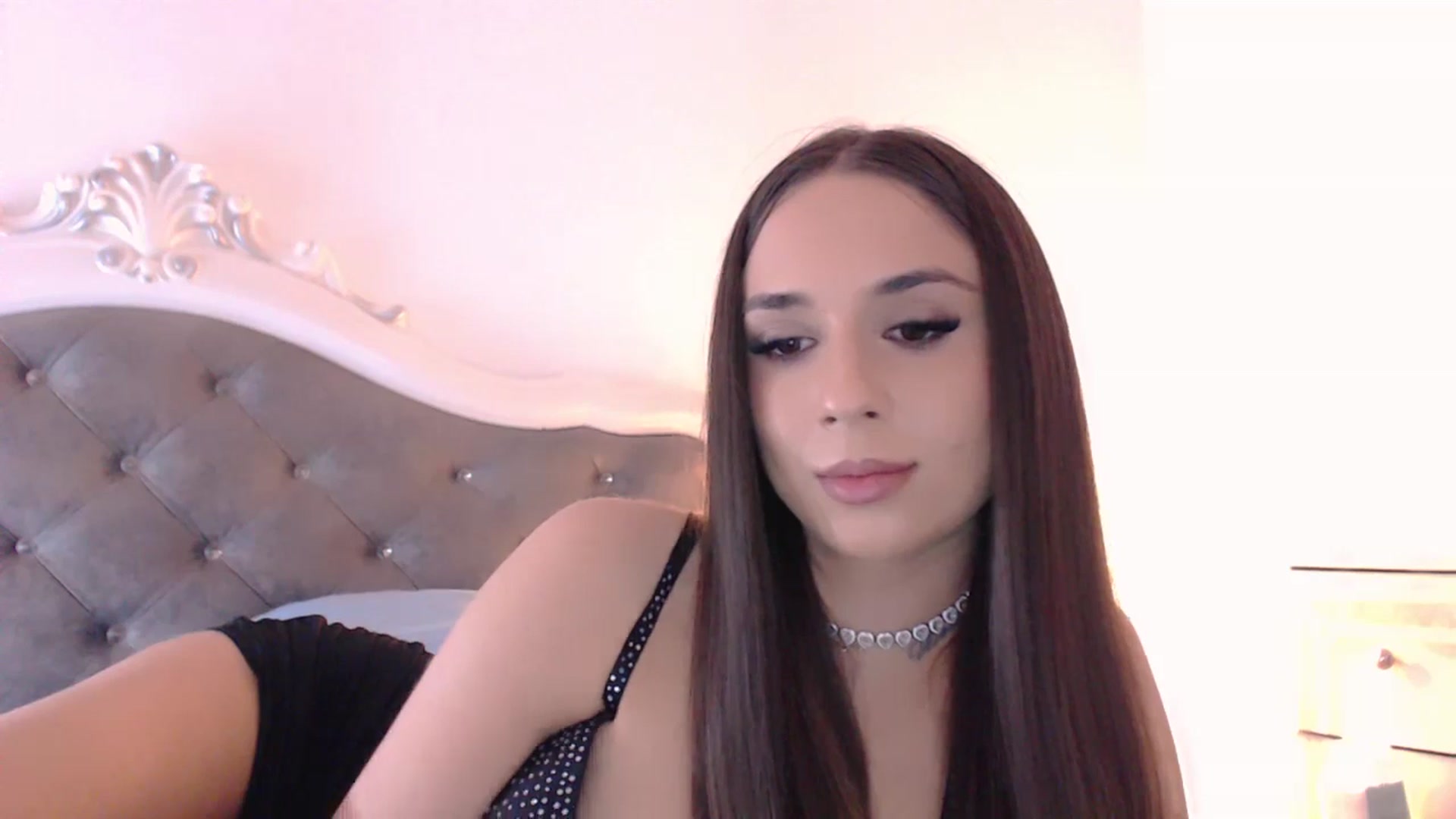 Gallery image thumbnail from Raisadollface's myfreecams stream on, 11/02/2025, 18:46 image 2 of 20