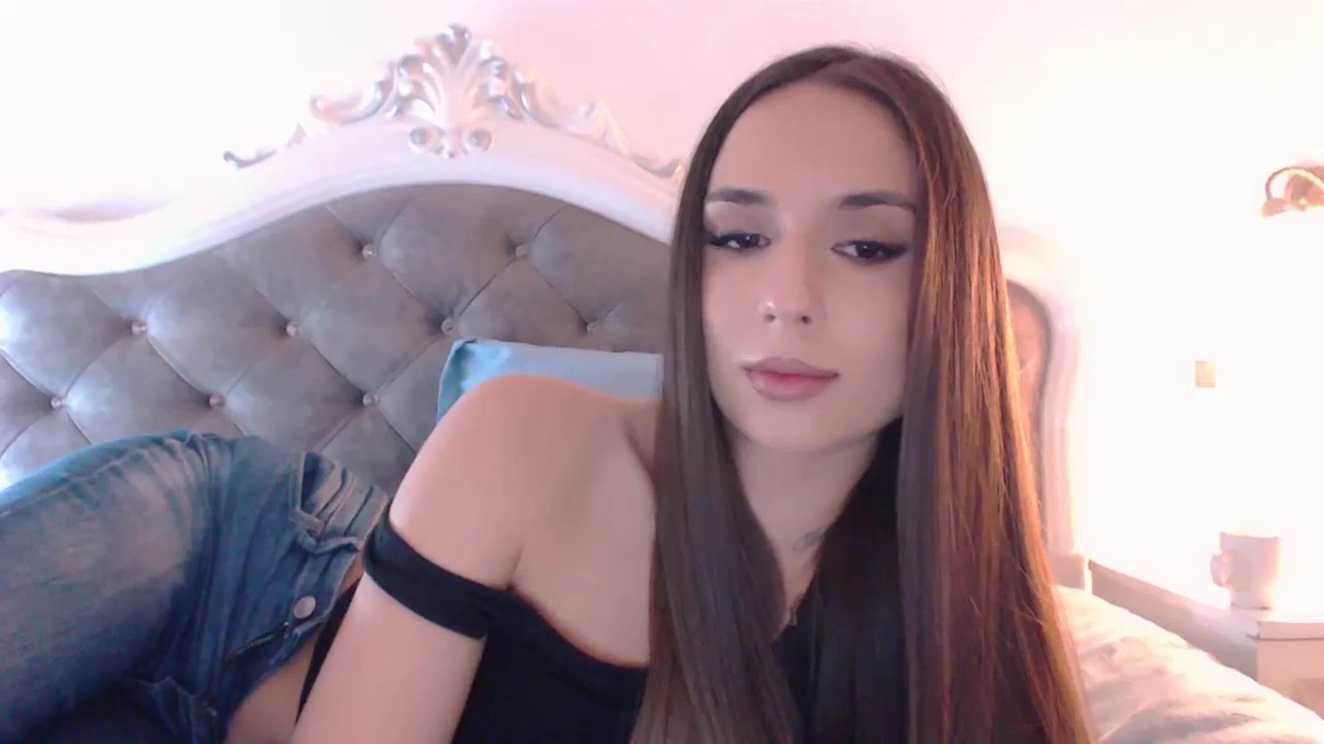 Gallery image thumbnail from Raisadollface's myfreecams stream on, 11/10/2025, 18:58 image 13 of 20