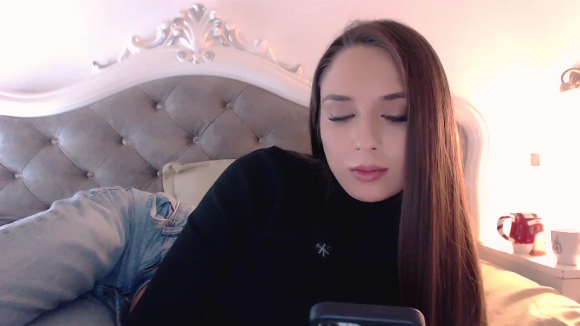 Gallery image thumbnail from Raisadollface's myfreecams stream on, 11/13/2025, 19:58 image 20 of 20