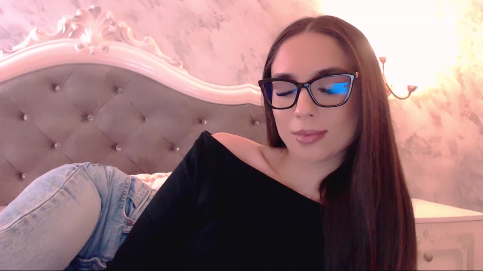 Gallery image thumbnail from Raisadollface's myfreecams stream on, 12/05/2025, 16:04 image 20 of 20