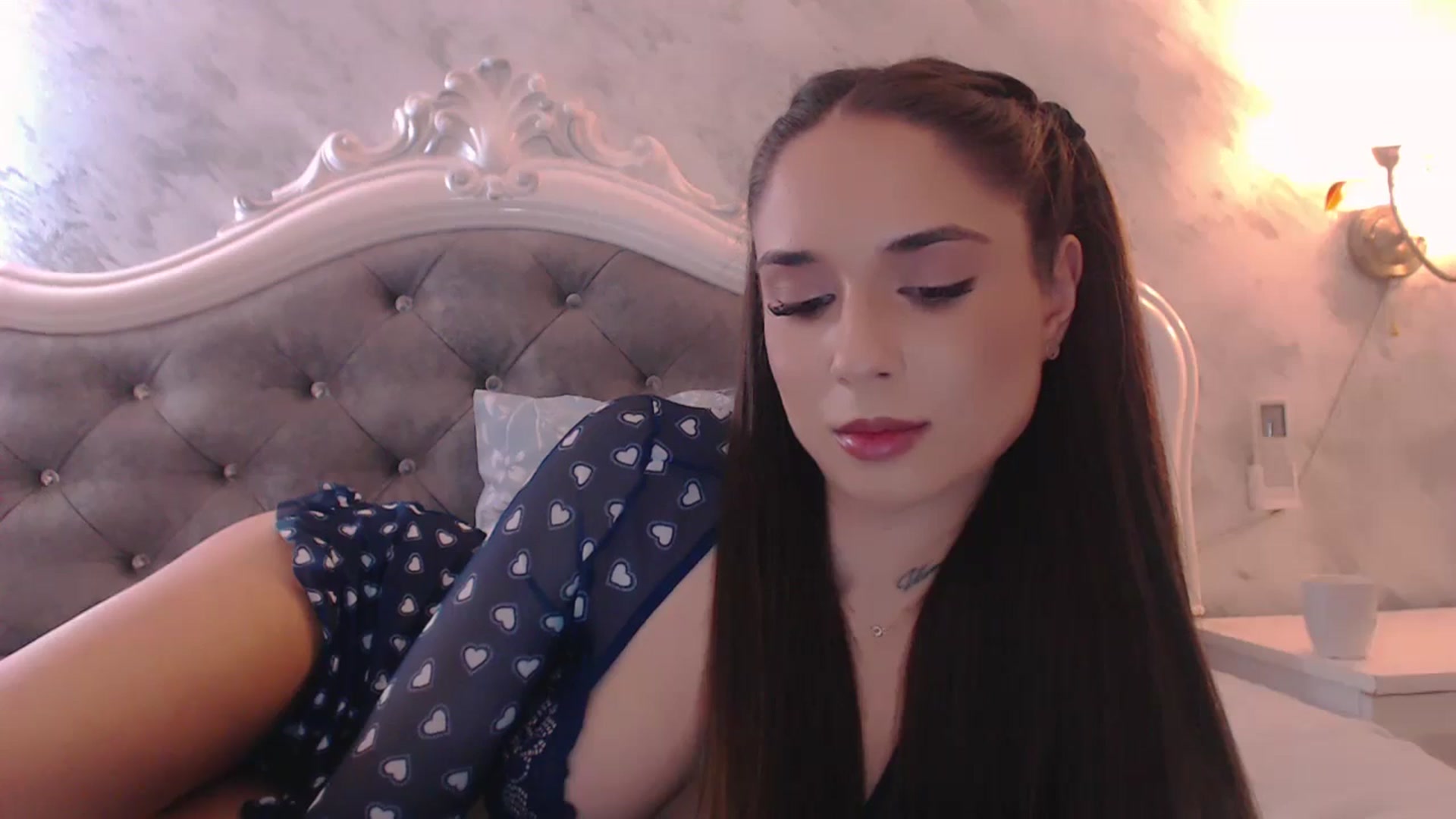 Gallery image thumbnail from Raisadollface's myfreecams stream on, 12/27/2025, 18:11 image 16 of 20