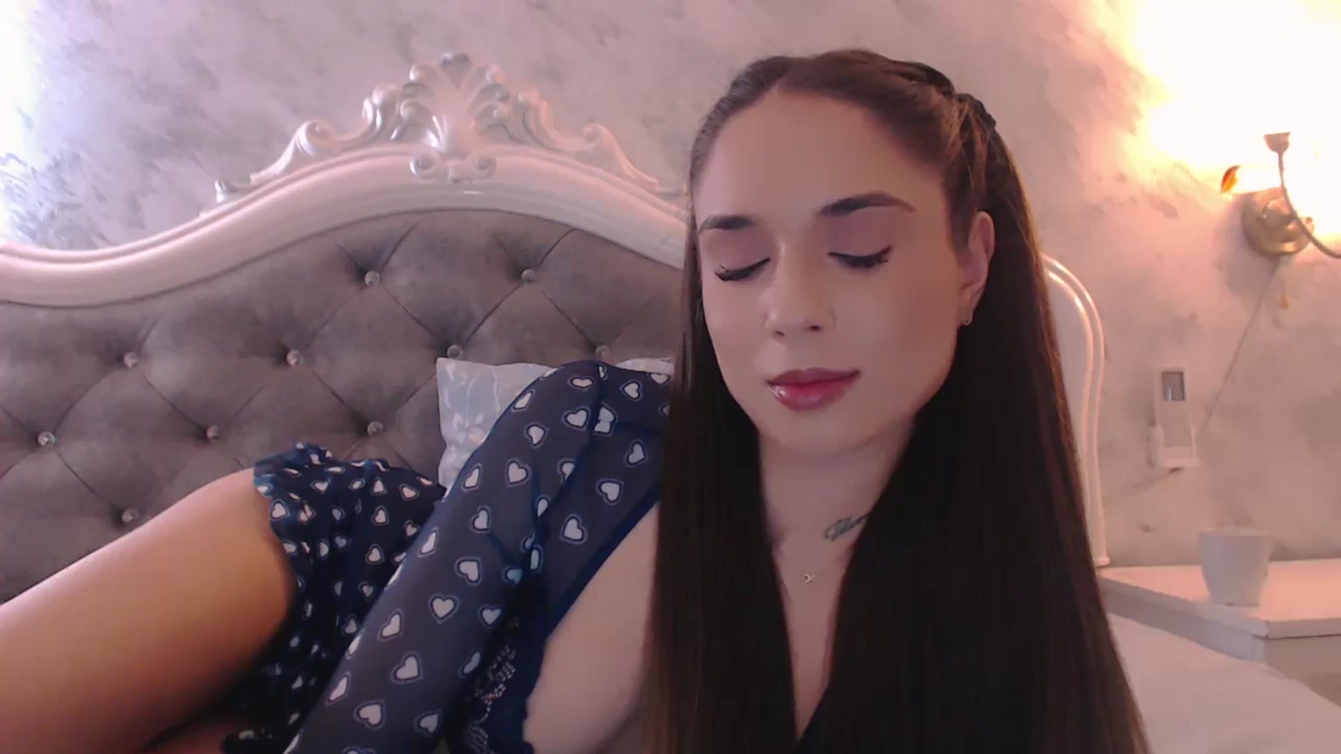 Gallery image thumbnail from Raisadollface's myfreecams stream on, 12/27/2025, 18:11 image 13 of 20