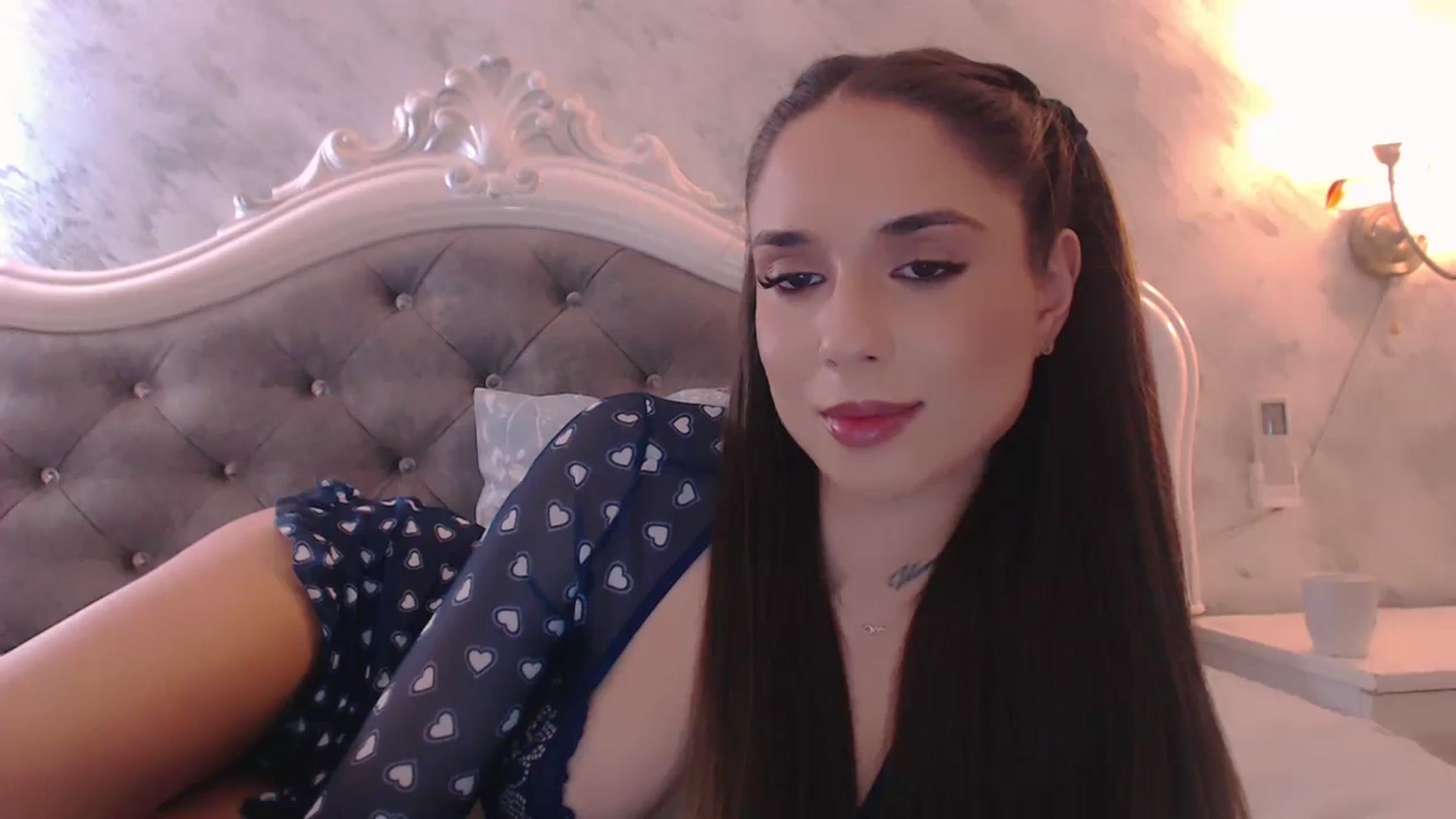 Gallery image thumbnail from Raisadollface's myfreecams stream on, 12/27/2025, 18:11 image 12 of 20
