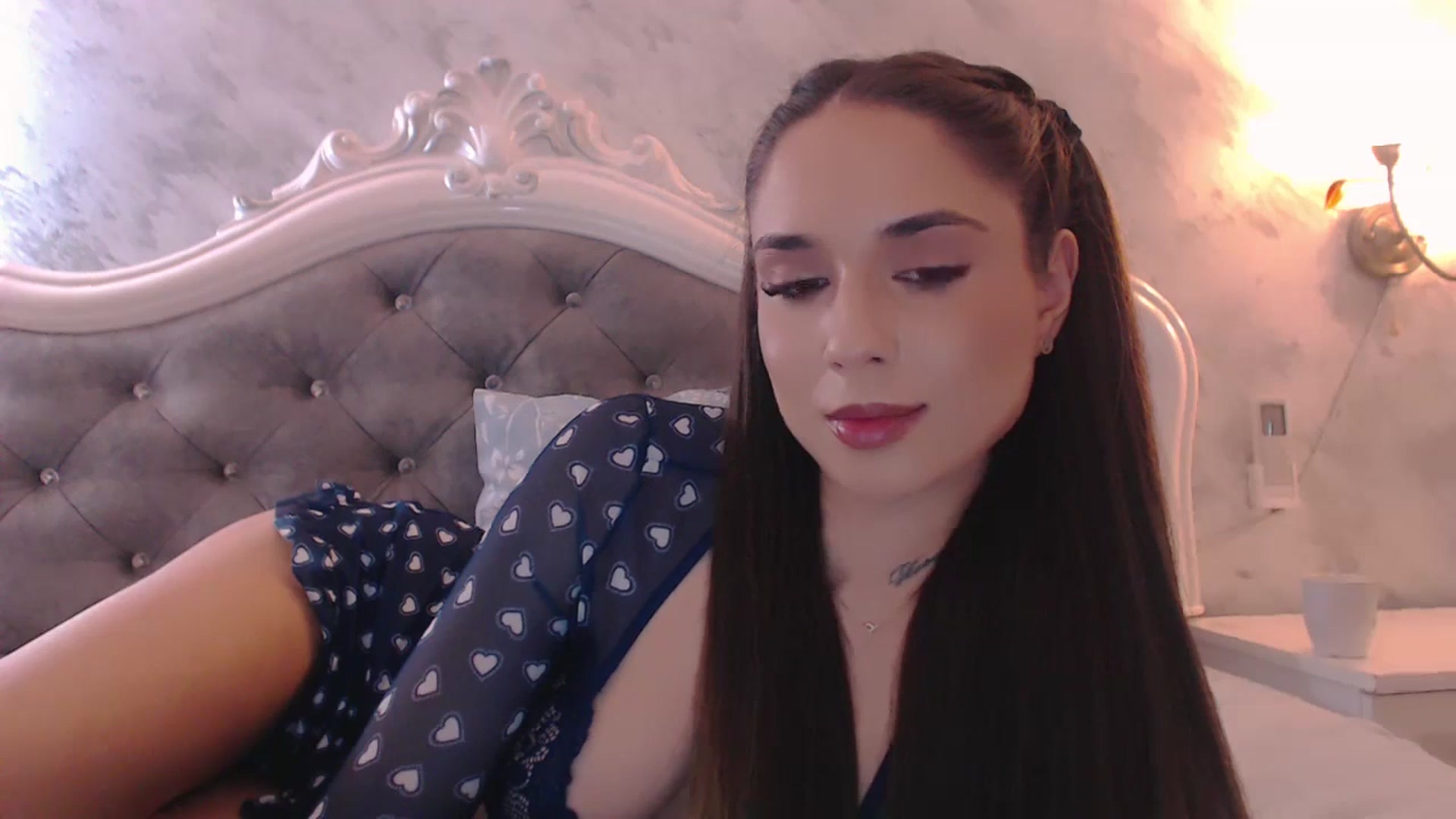 Gallery image thumbnail from Raisadollface's myfreecams stream on, 12/27/2025, 18:11 image 15 of 20