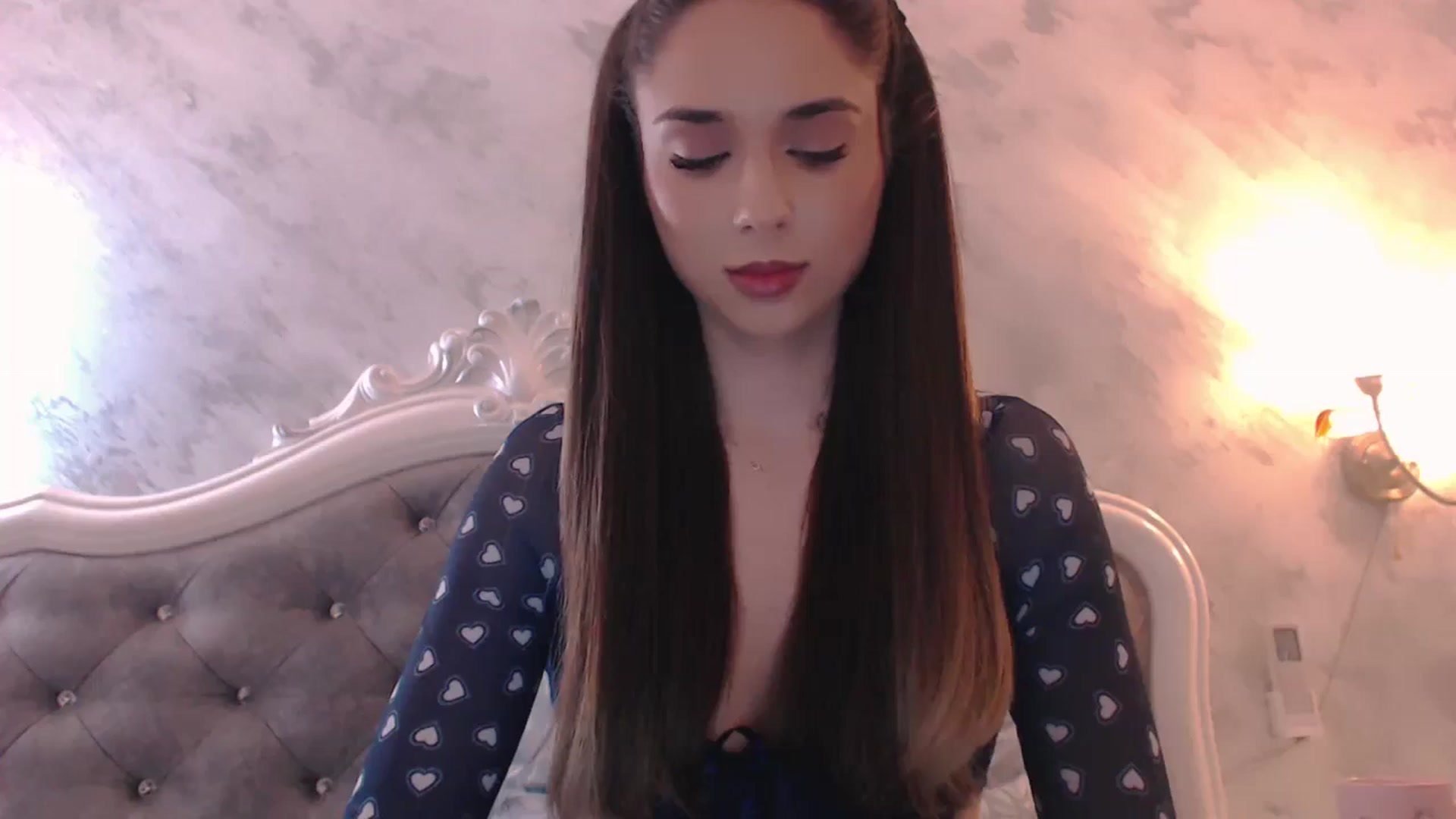 Gallery image thumbnail from Raisadollface's myfreecams stream on, 12/27/2025, 19:03 image 2 of 20