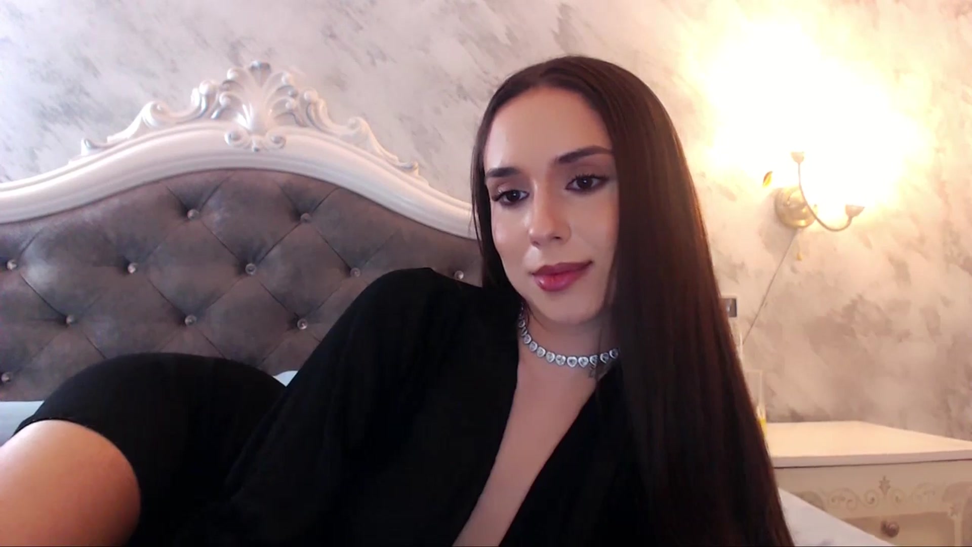 Gallery image thumbnail from Raisadollface's myfreecams stream on, 02/12/2026, 18:10 image 13 of 20