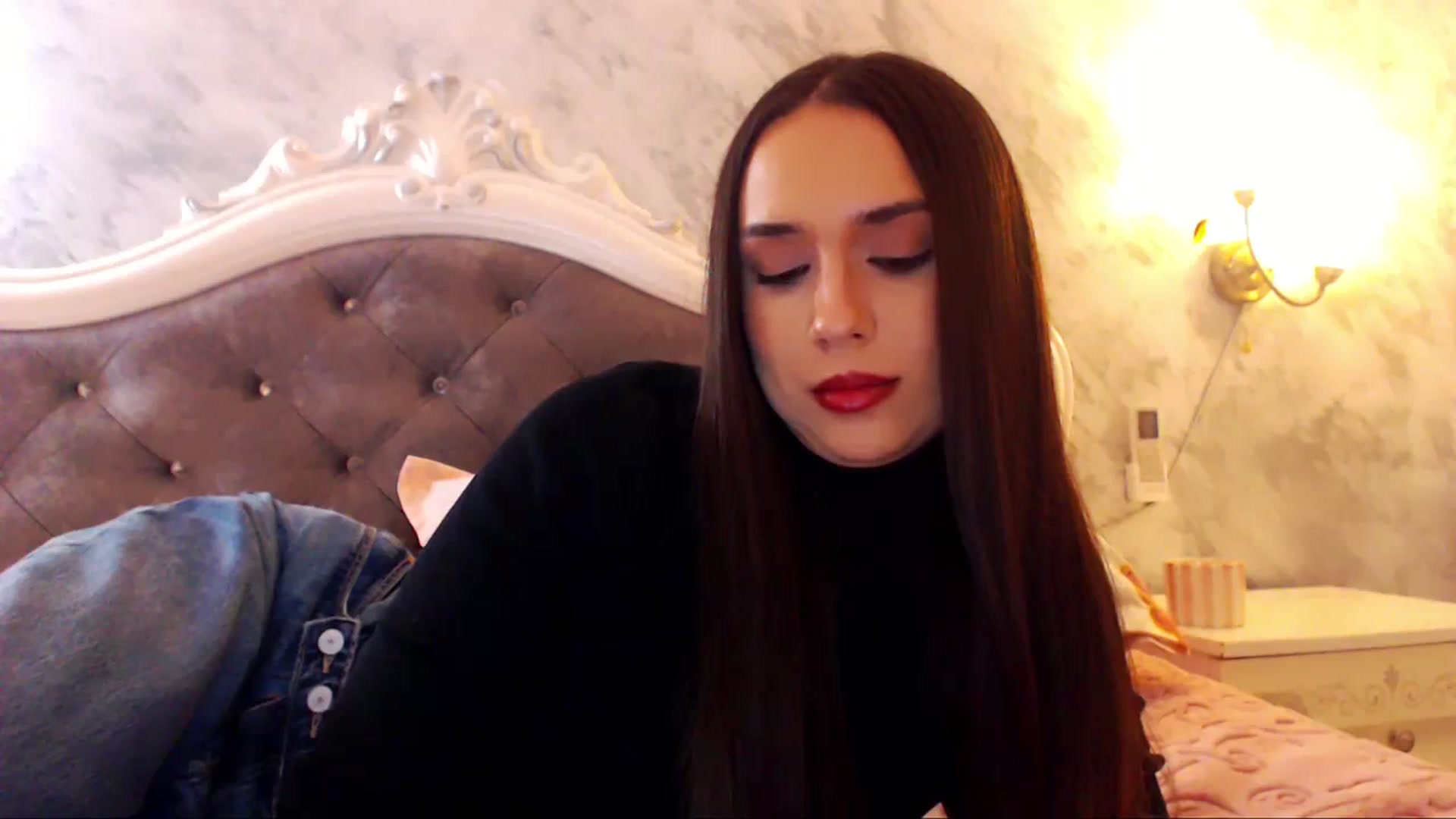Gallery image thumbnail from Raisadollface's myfreecams stream on, 03/01/2026, 16:46 image 16 of 20
