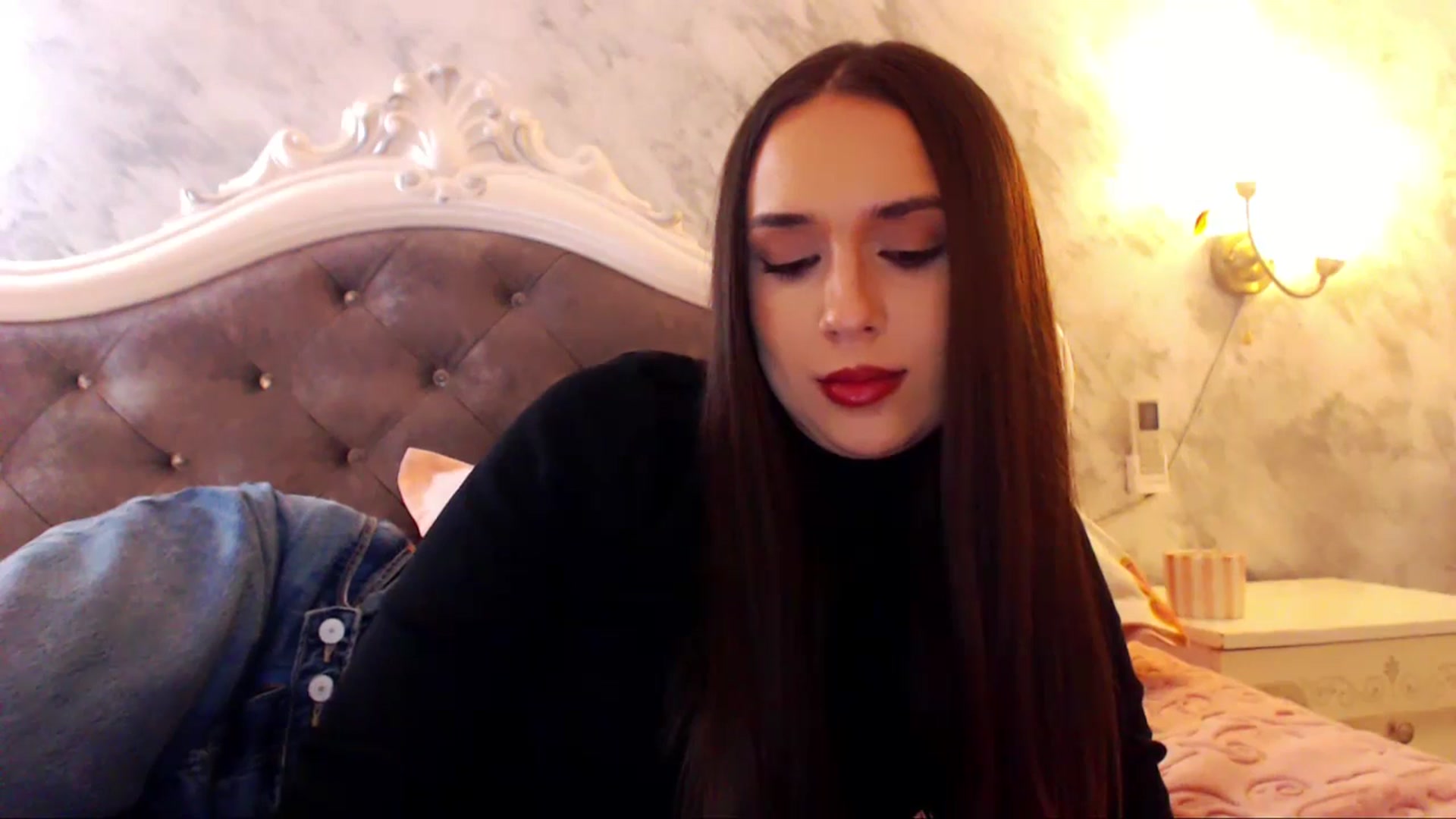 Gallery image thumbnail from Raisadollface's myfreecams stream on, 03/01/2026, 16:46 image 13 of 20
