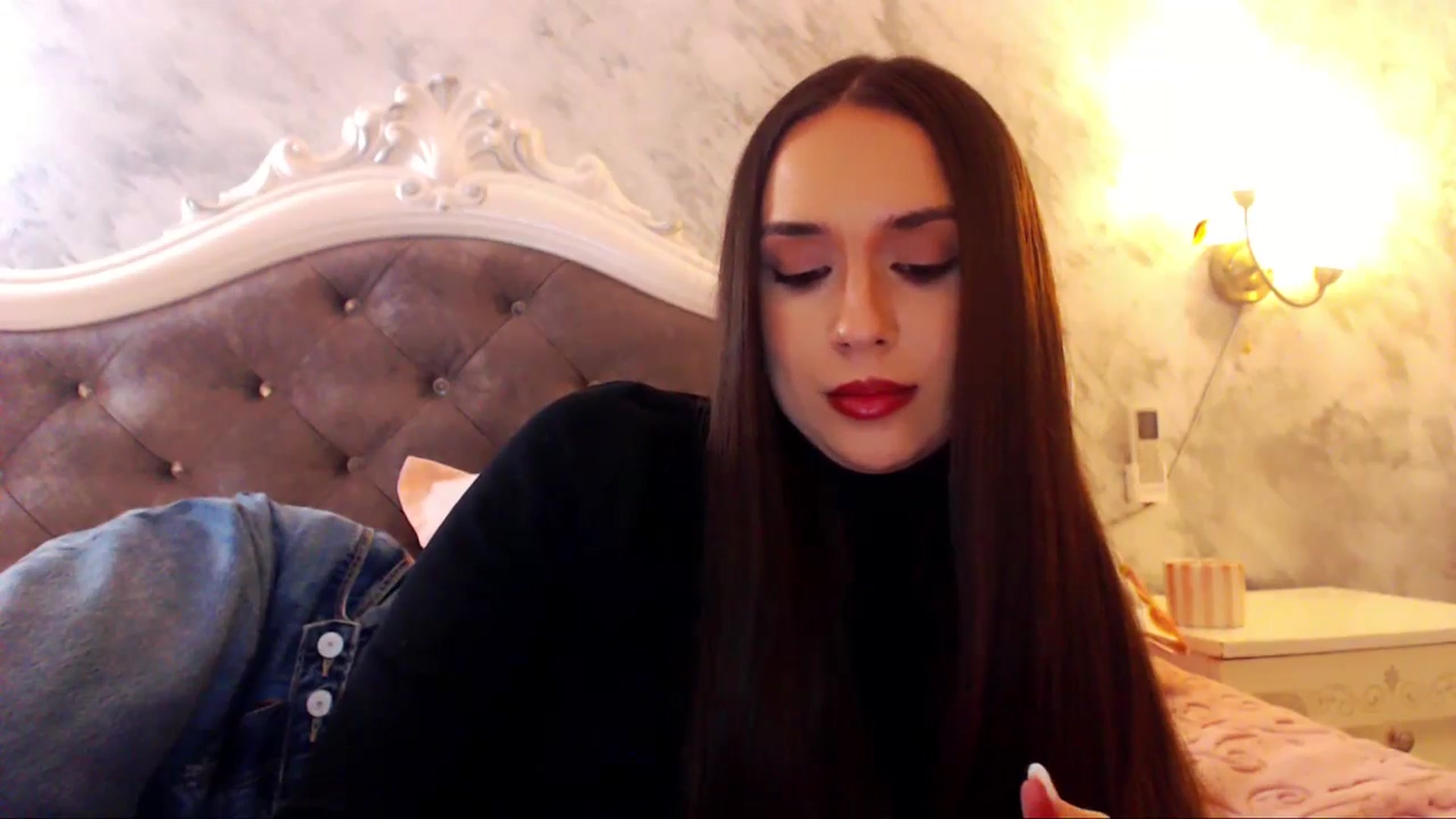 Gallery image thumbnail from Raisadollface's myfreecams stream on, 03/01/2026, 17:27 image 2 of 20