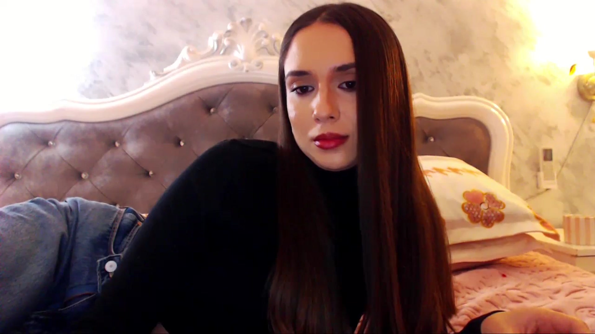 Gallery image thumbnail from Raisadollface's myfreecams stream on, 03/01/2026, 18:13 image 2 of 20