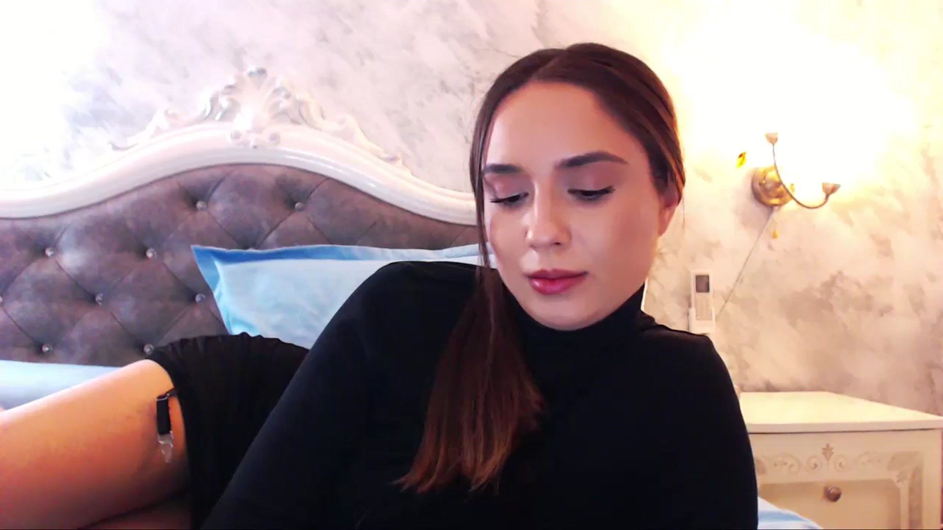 Gallery image thumbnail from Raisadollface's myfreecams stream on, 03/17/2026, 17:40 image 15 of 20