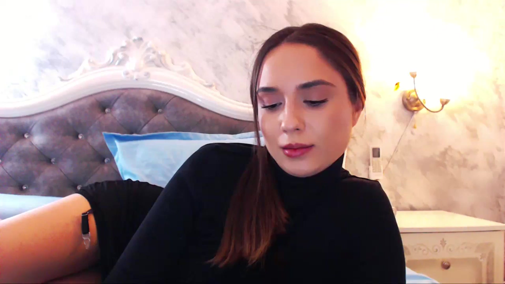 Gallery image thumbnail from Raisadollface's myfreecams stream on, 03/17/2026, 17:40 image 19 of 20