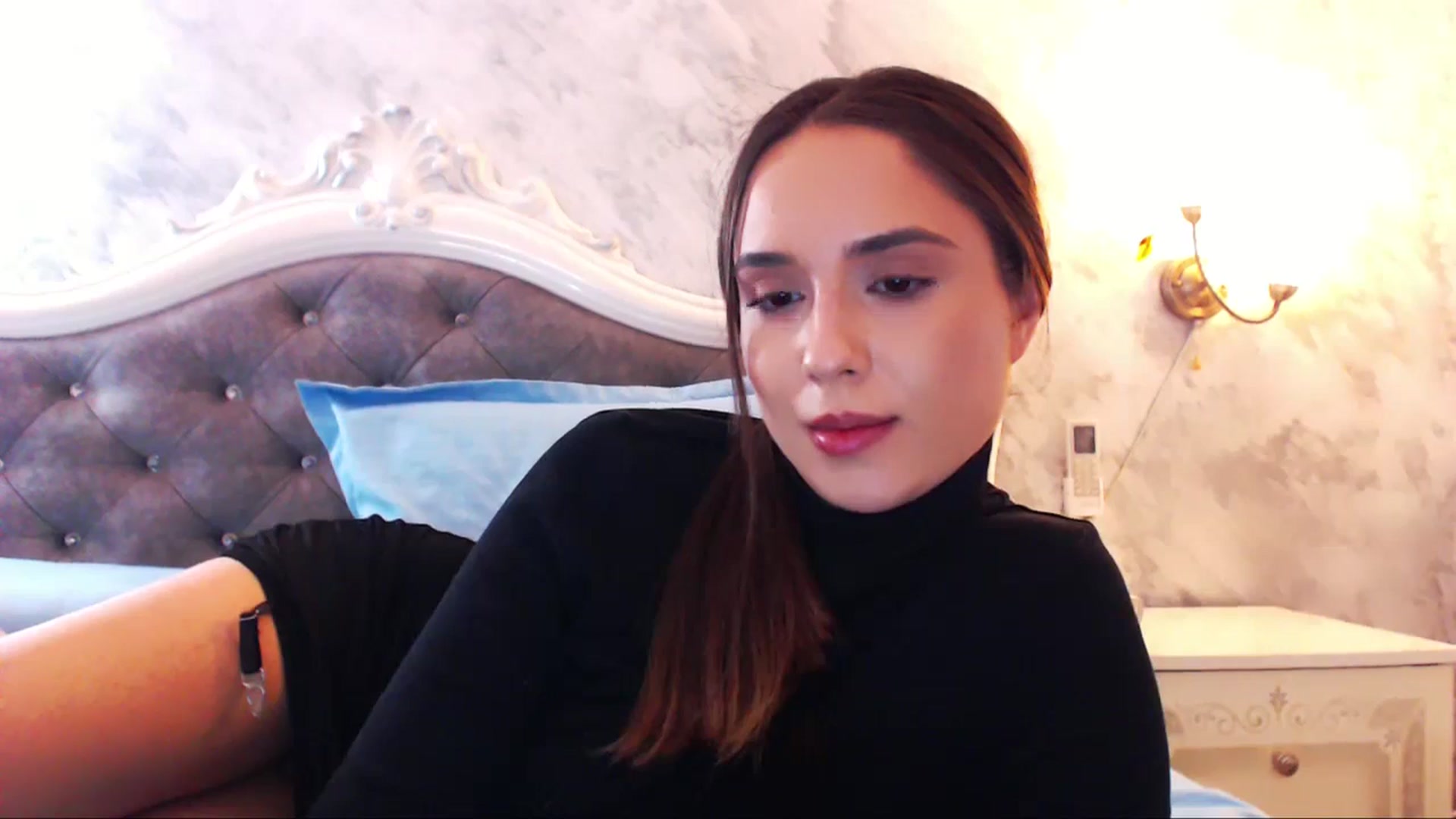 Gallery image thumbnail from Raisadollface's myfreecams stream on, 03/17/2026, 17:40 image 18 of 20