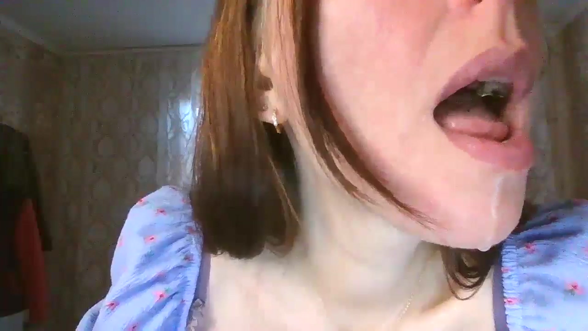 Gallery image thumbnail from RaisyKissy's myfreecams stream on, 01/21/2026, 12:31 image 3 of 20