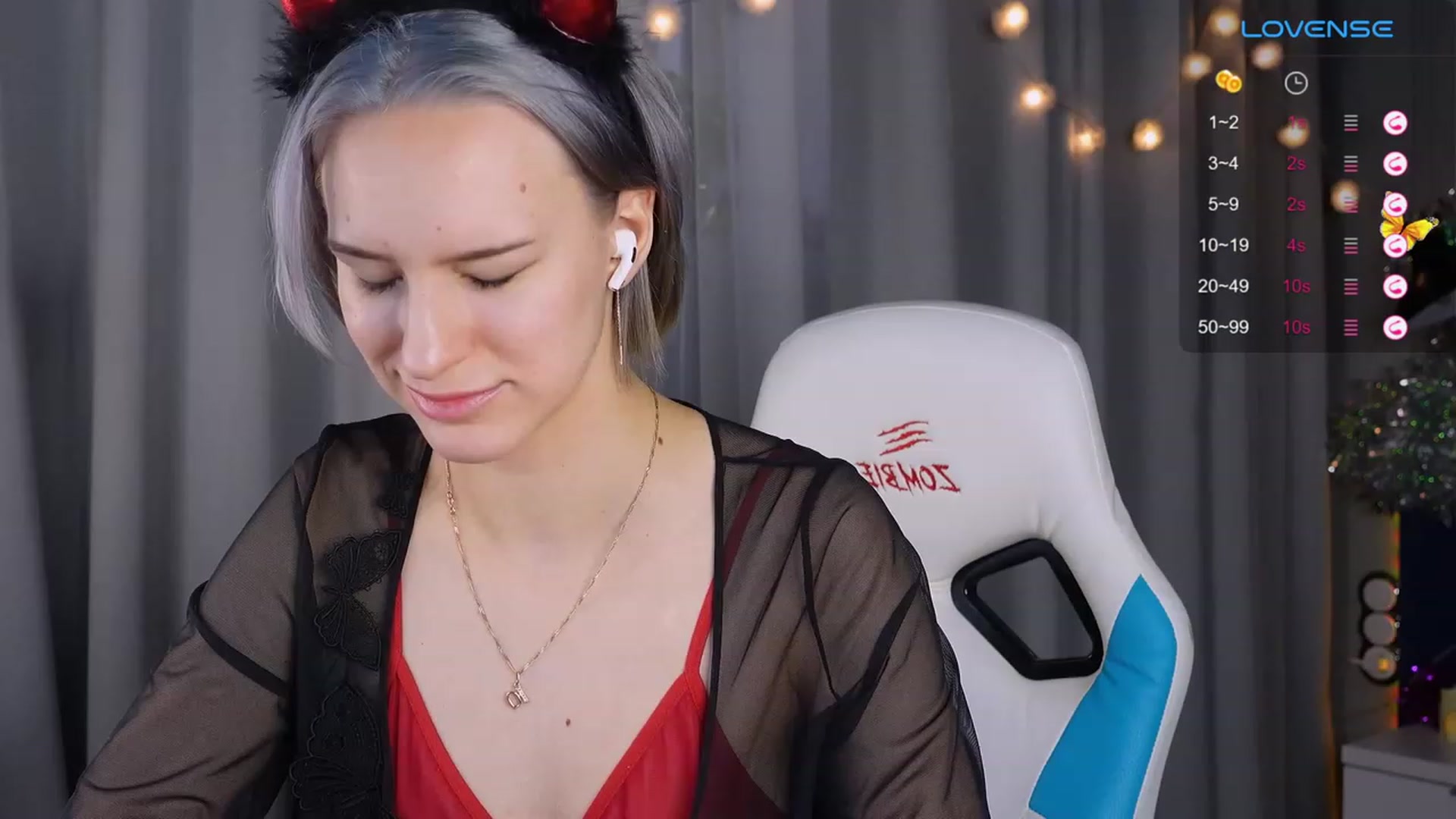 Gallery image thumbnail from RamonaK's myfreecams stream on, 12/25/2023, 11:18 image 11 of 20