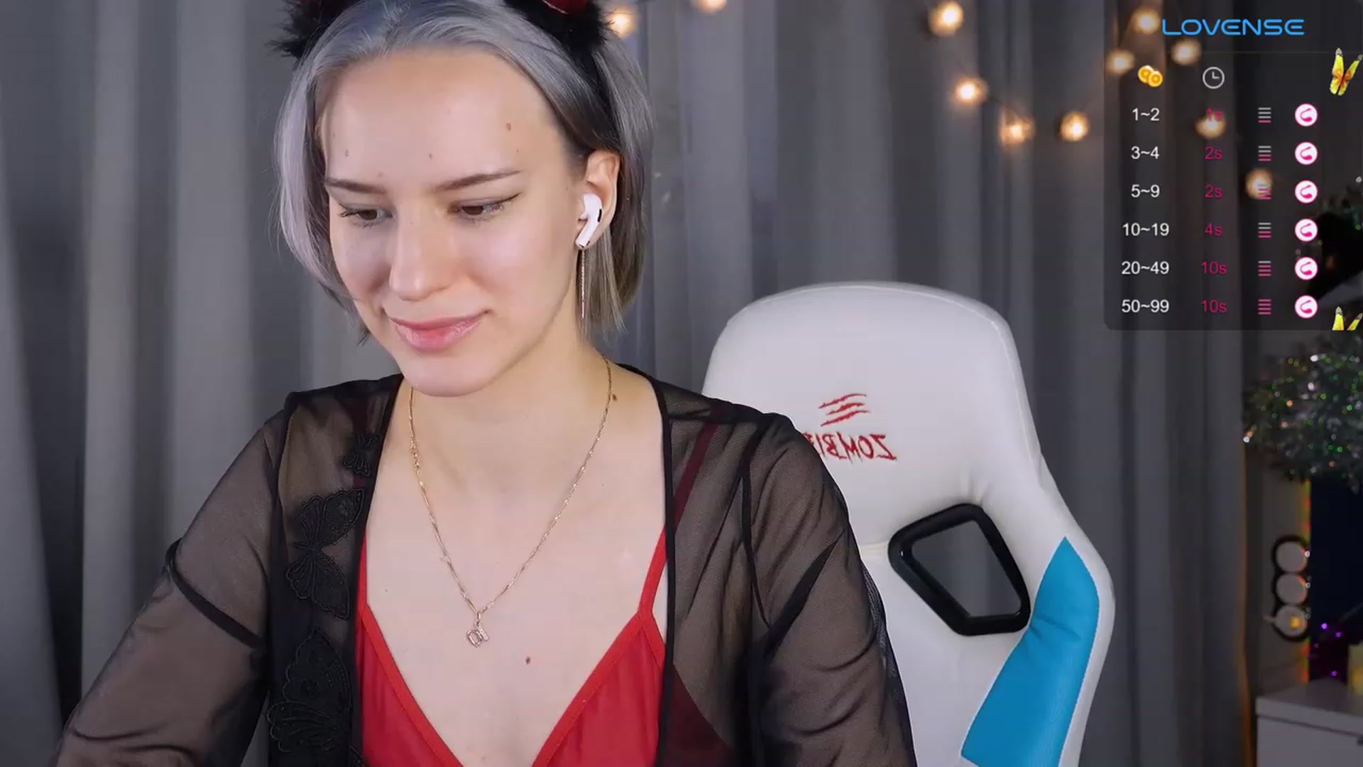 Gallery image thumbnail from RamonaK's myfreecams stream on, 12/25/2023, 11:18 image 10 of 20