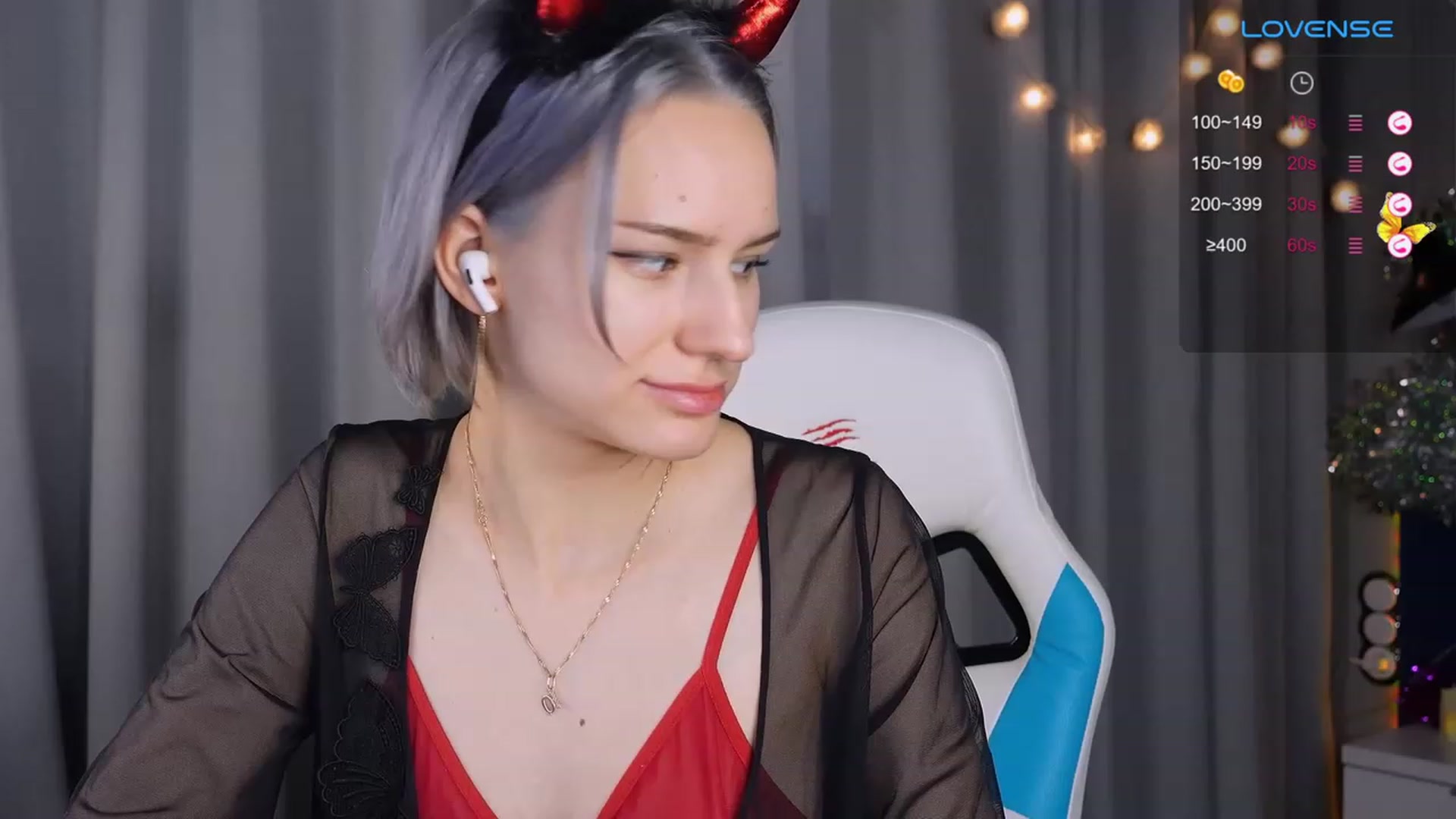 Gallery image thumbnail from RamonaK's myfreecams stream on, 12/25/2023, 11:18 image 3 of 20