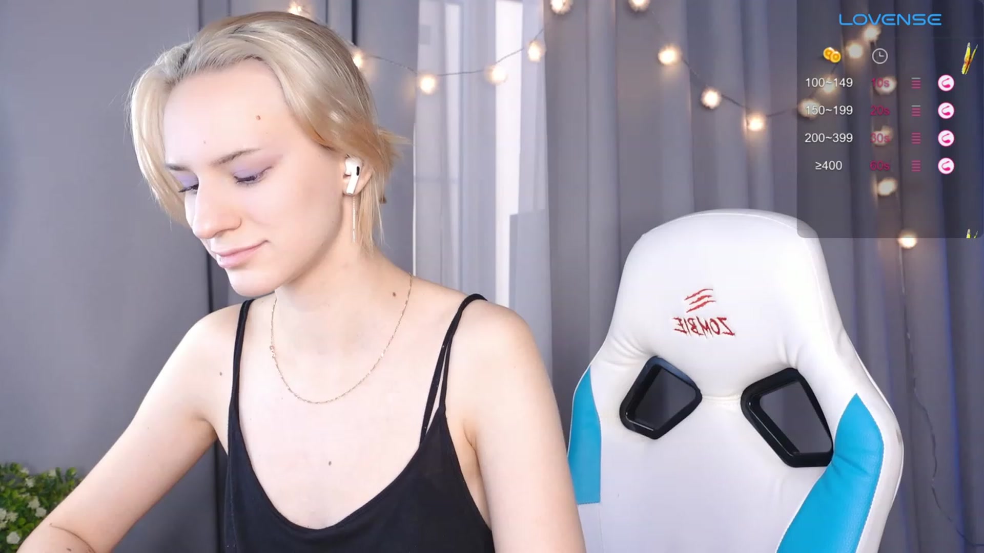 Gallery image thumbnail from RamonaK's myfreecams stream on, 01/22/2024, 11:09 image 16 of 20