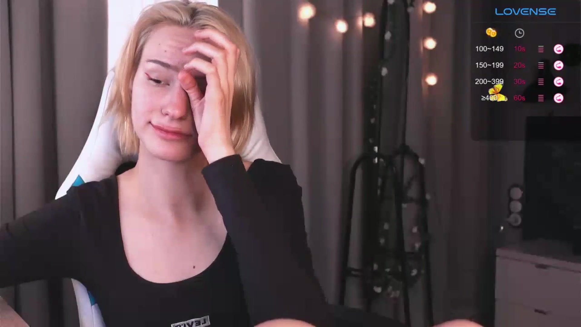 Gallery image thumbnail from RamonaK's myfreecams stream on, 03/04/2024, 11:54 image 10 of 20