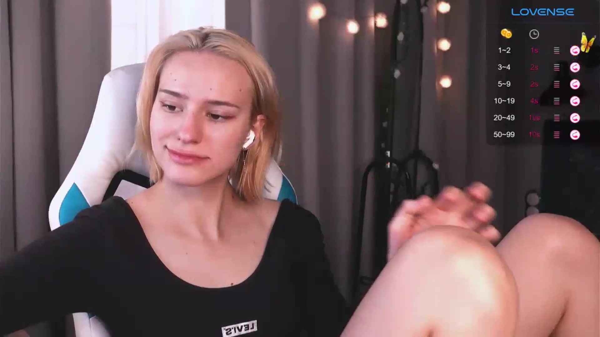 Gallery image thumbnail from RamonaK's myfreecams stream on, 03/04/2024, 11:54 image 3 of 20