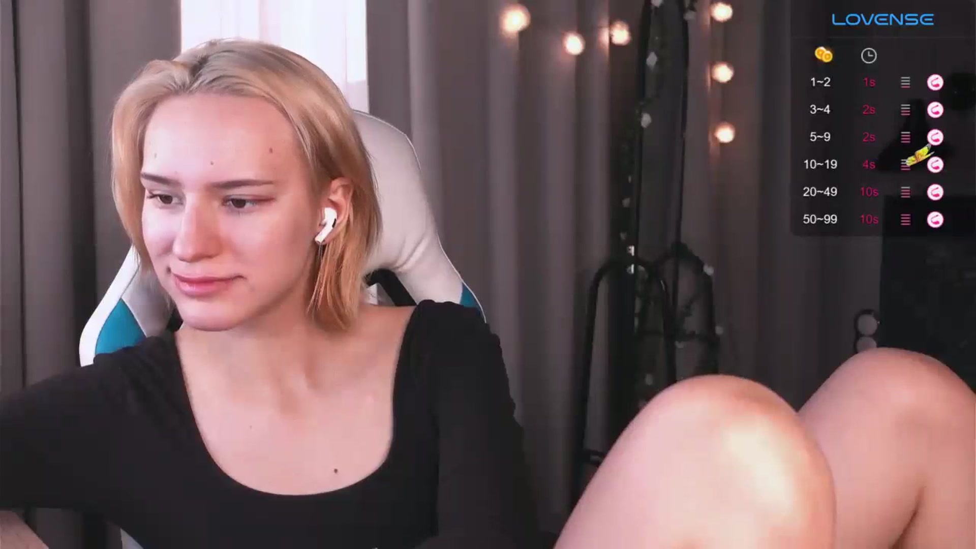 Gallery image thumbnail from RamonaK's myfreecams stream on, 03/04/2024, 11:54 image 4 of 20