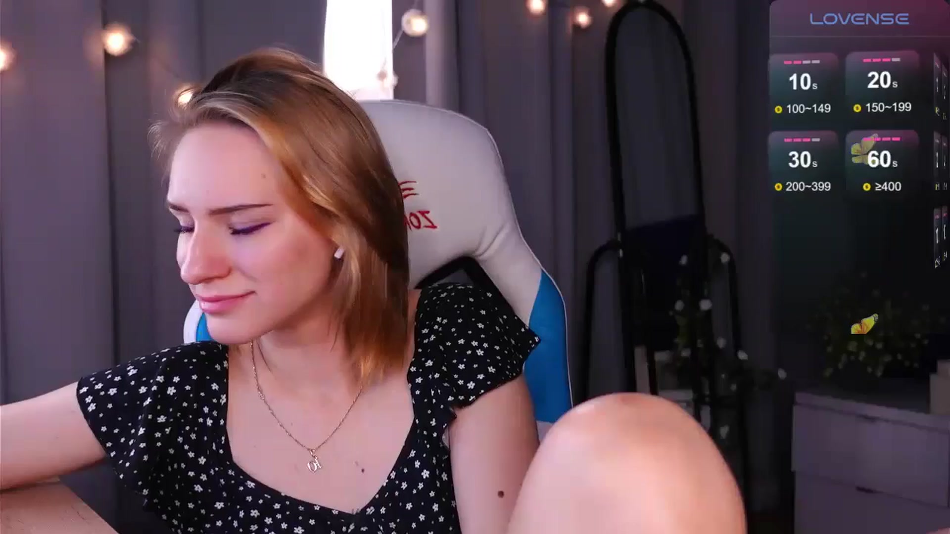 Gallery image thumbnail from RamonaK's myfreecams stream on, 05/23/2024, 07:58 image 18 of 20