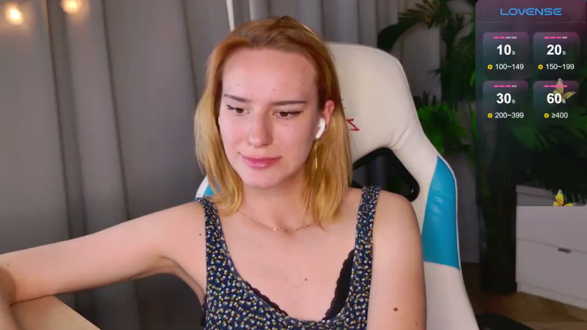 Gallery image thumbnail from RamonaK's myfreecams stream on, 08/30/2024, 08:34 image 18 of 20