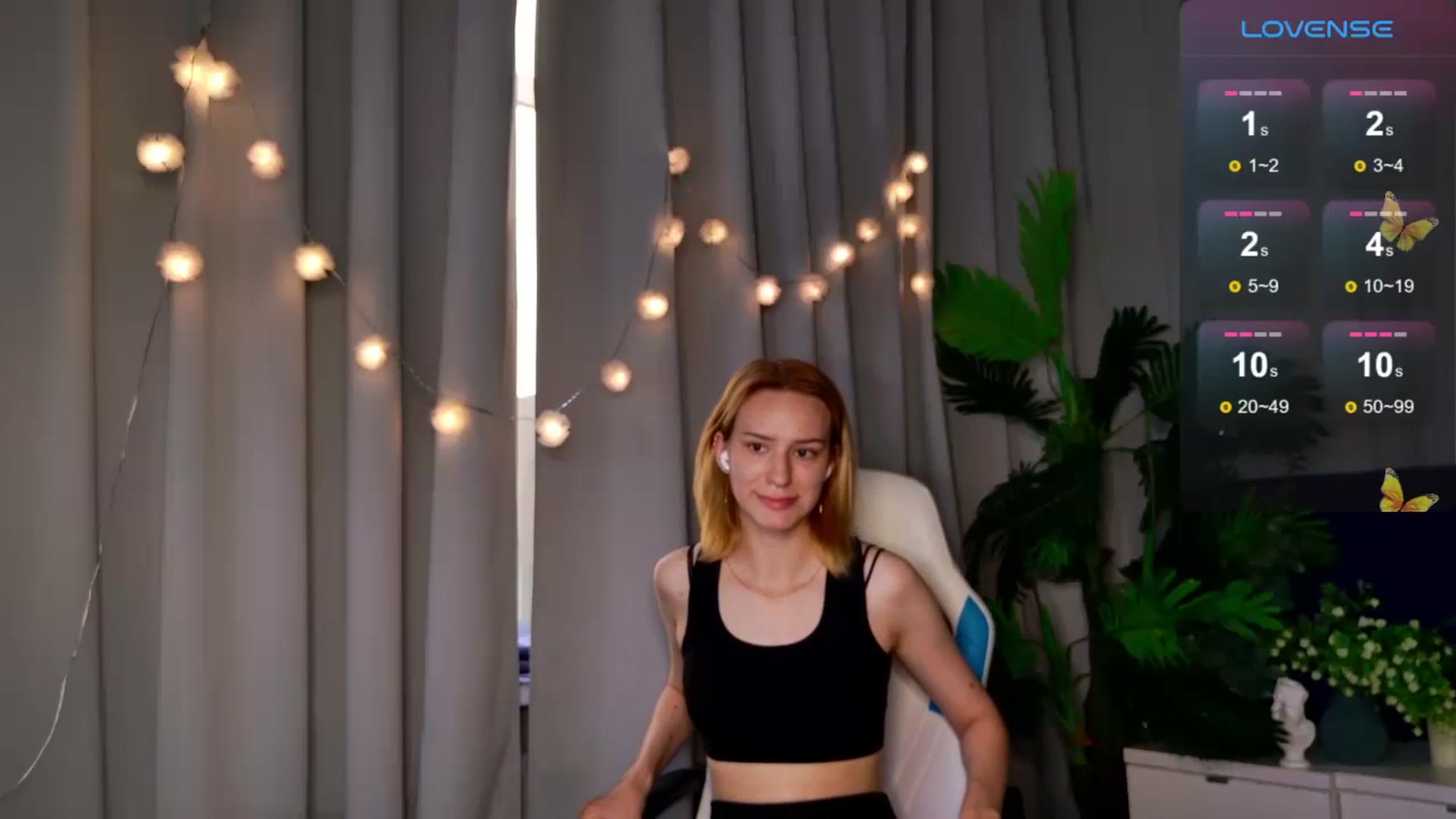 Gallery image thumbnail from RamonaK's myfreecams stream on, 08/31/2024, 10:50 image 2 of 20