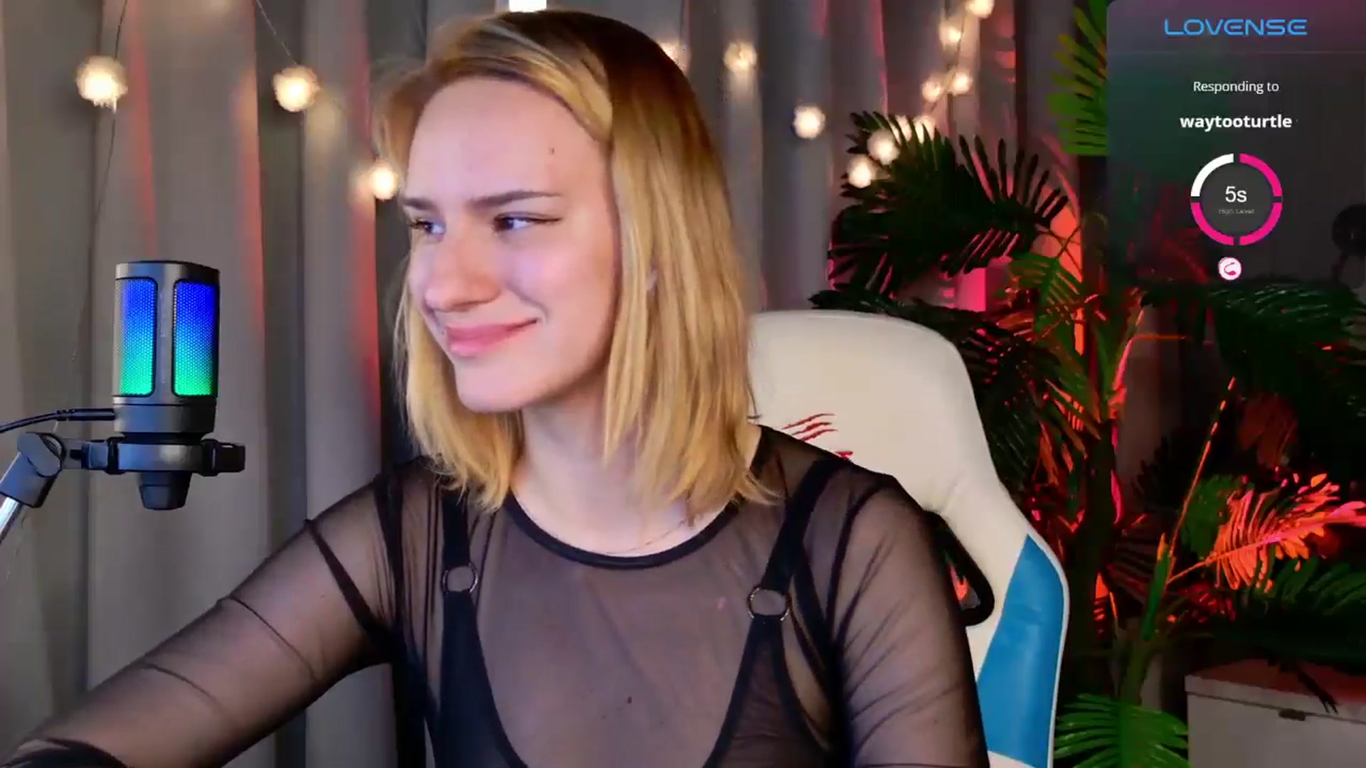 Gallery image thumbnail from RamonaK's myfreecams stream on, 09/02/2024, 11:29 image 20 of 20