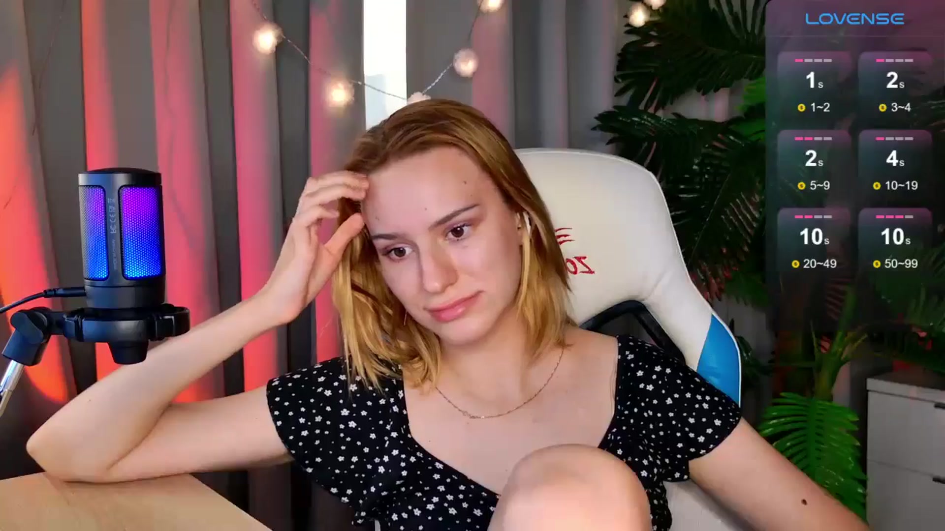 Gallery image thumbnail from RamonaK's myfreecams stream on, 09/03/2024, 12:18 image 15 of 20