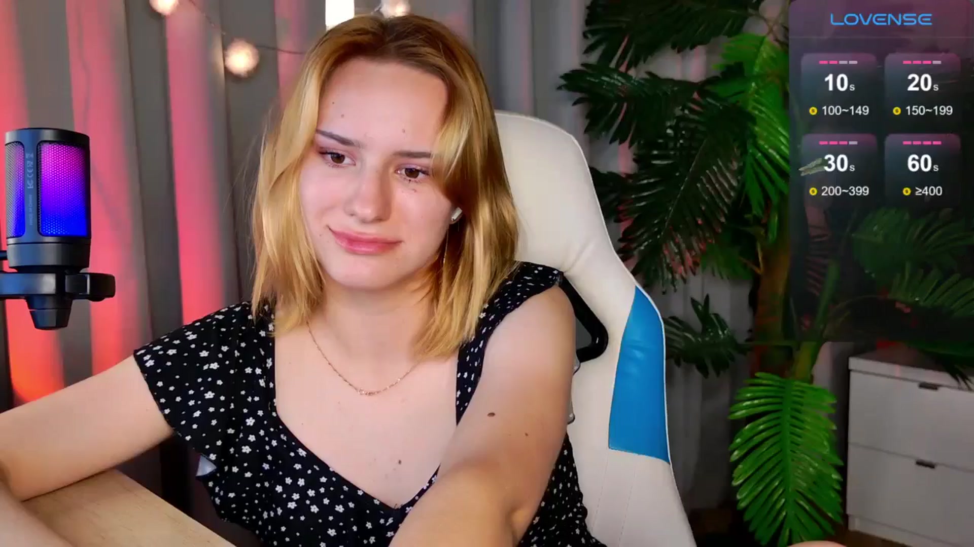 Gallery image thumbnail from RamonaK's myfreecams stream on, 09/03/2024, 12:18 image 7 of 20