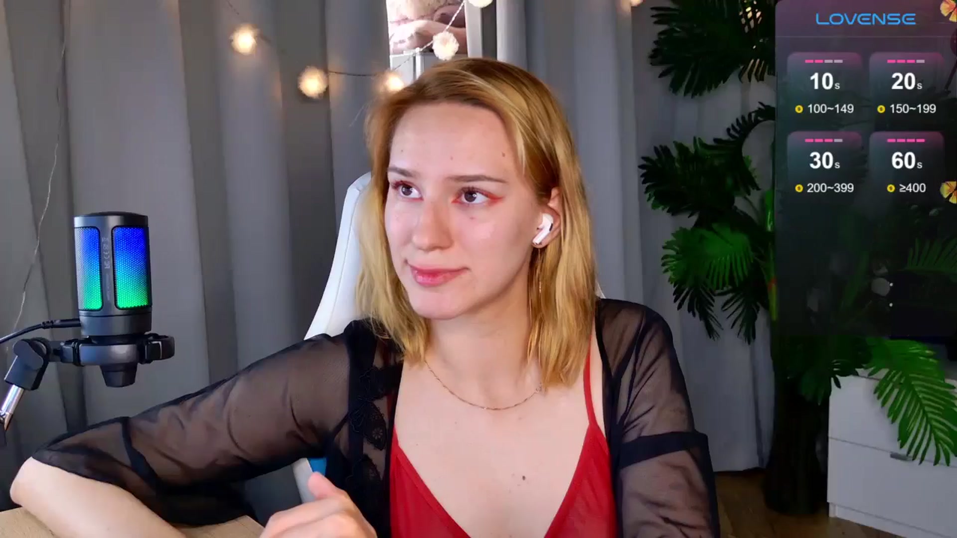 Gallery image thumbnail from RamonaK's myfreecams stream on, 09/05/2024, 11:22 image 9 of 20
