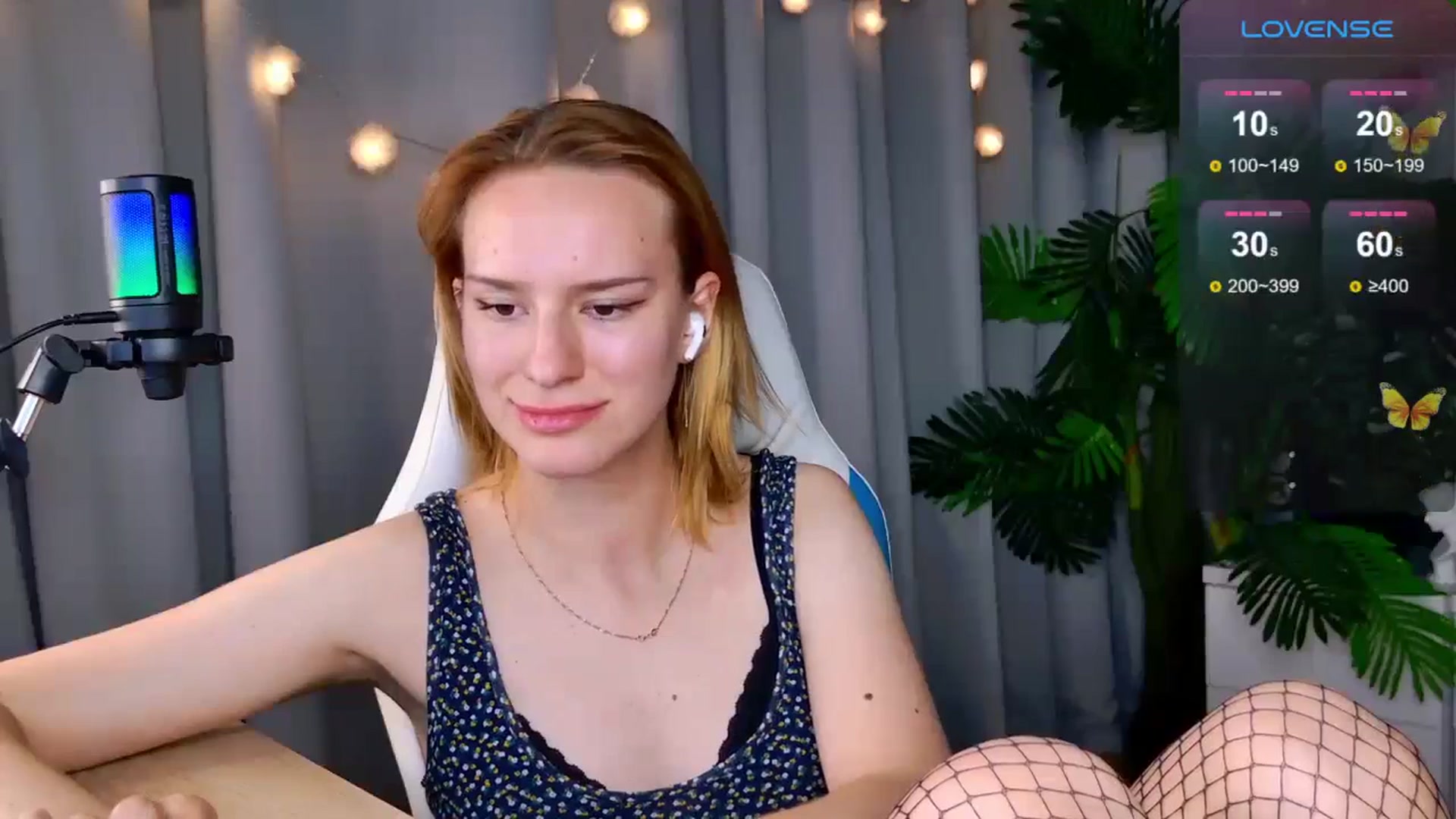 Gallery image thumbnail from RamonaK's myfreecams stream on, 09/06/2024, 12:19 image 17 of 20