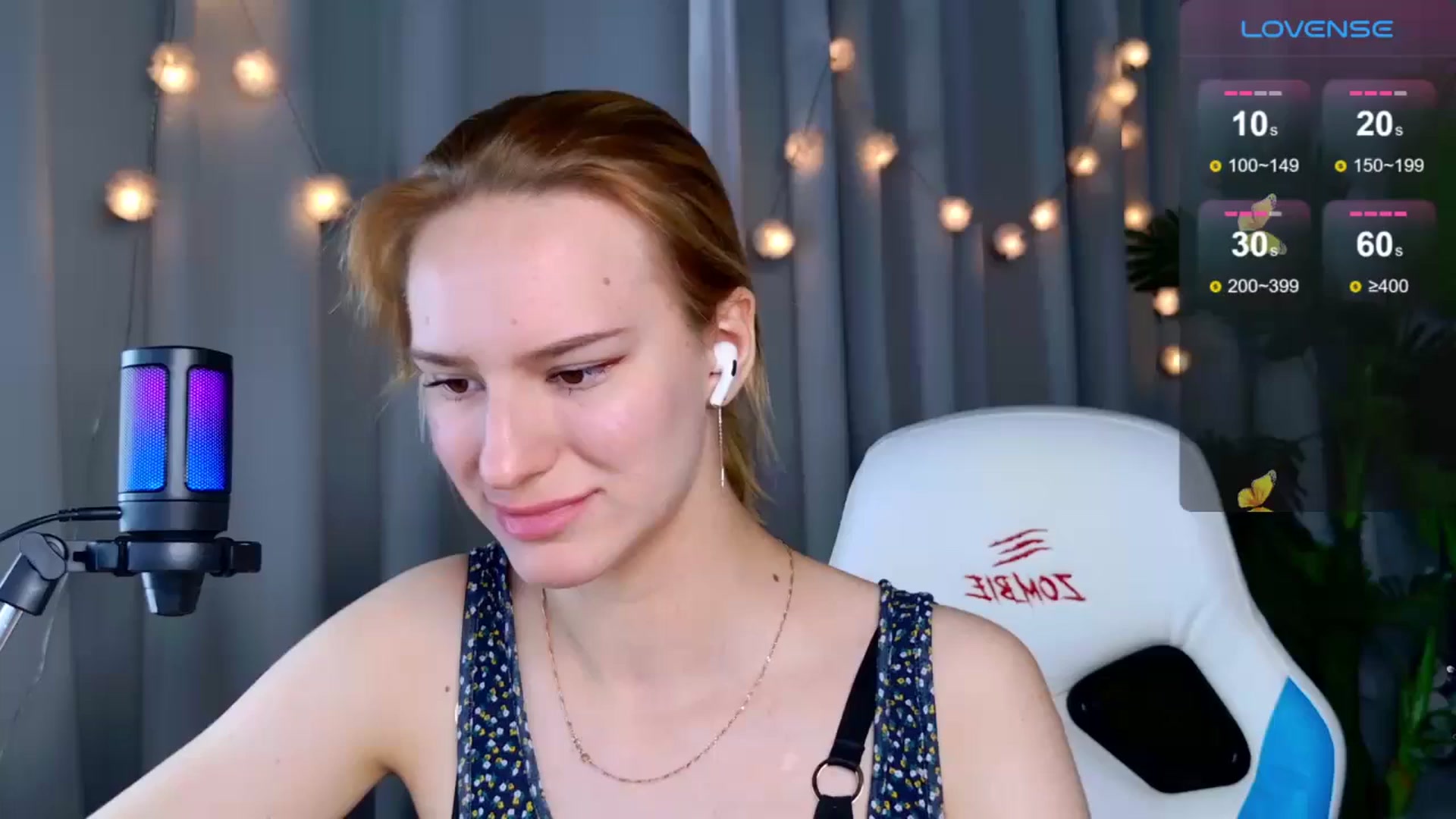 Gallery image thumbnail from RamonaK's myfreecams stream on, 09/09/2024, 07:45 image 12 of 20