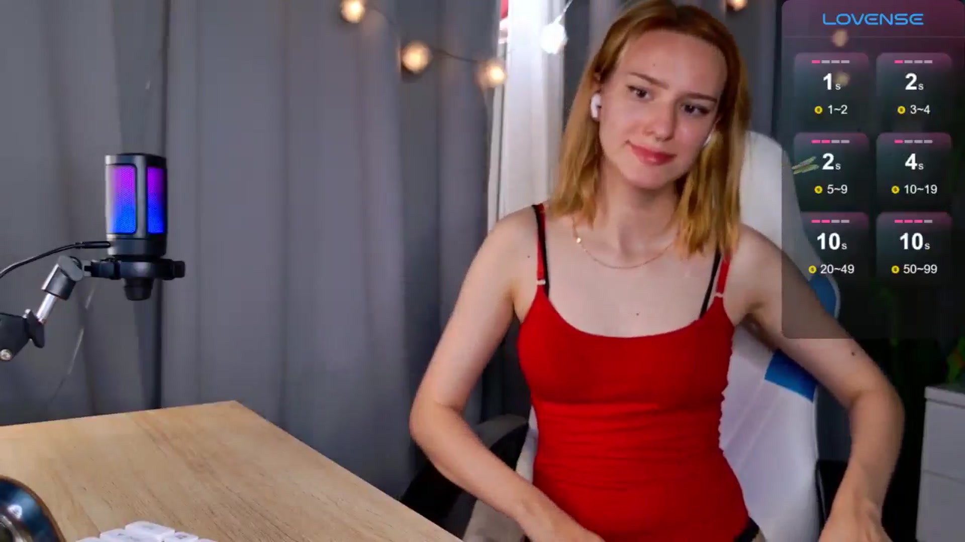 Gallery image thumbnail from RamonaK's myfreecams stream on, 09/10/2024, 11:23 image 15 of 20