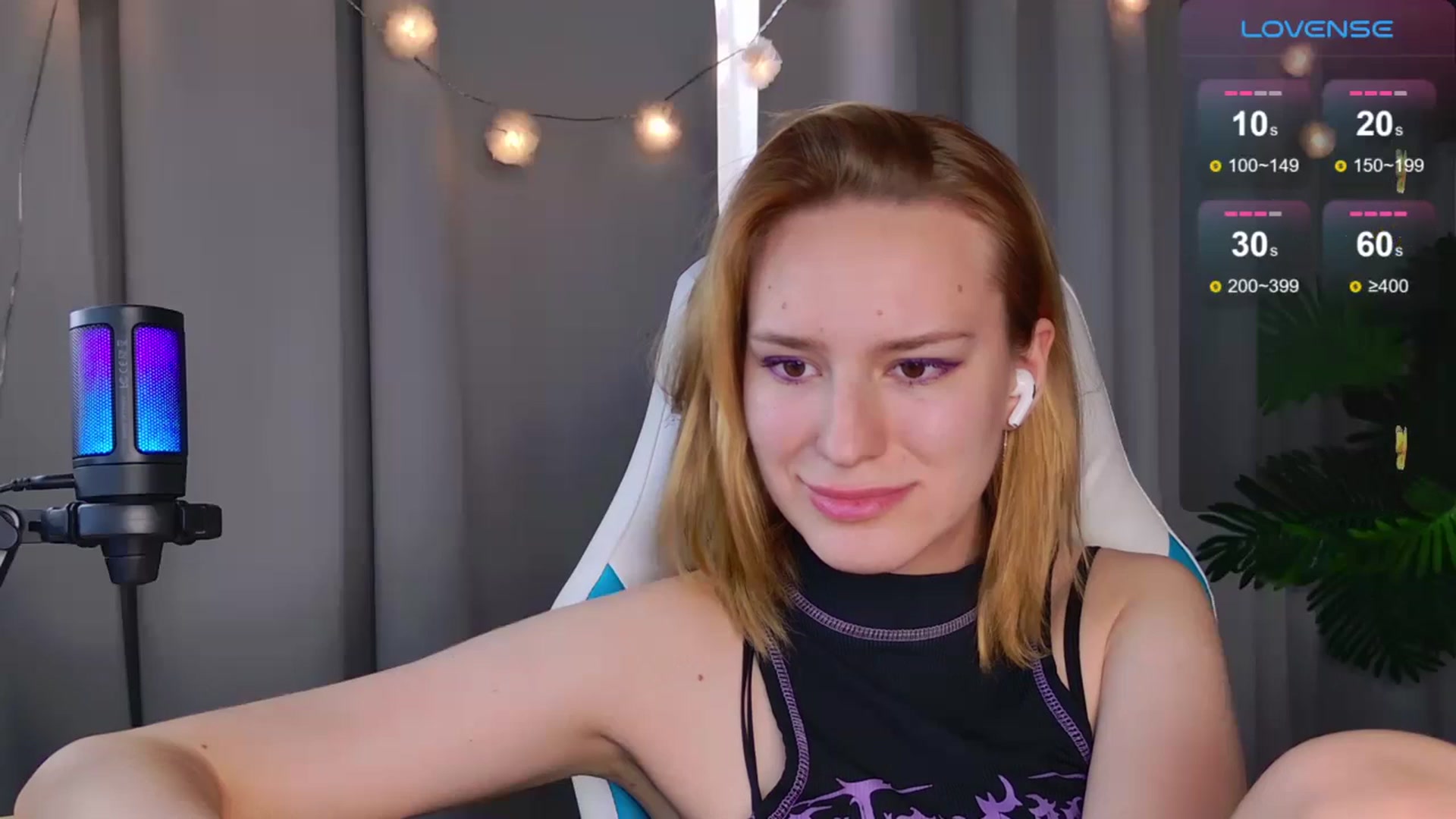 Gallery image thumbnail from RamonaK's myfreecams stream on, 09/12/2024, 11:18 image 11 of 20